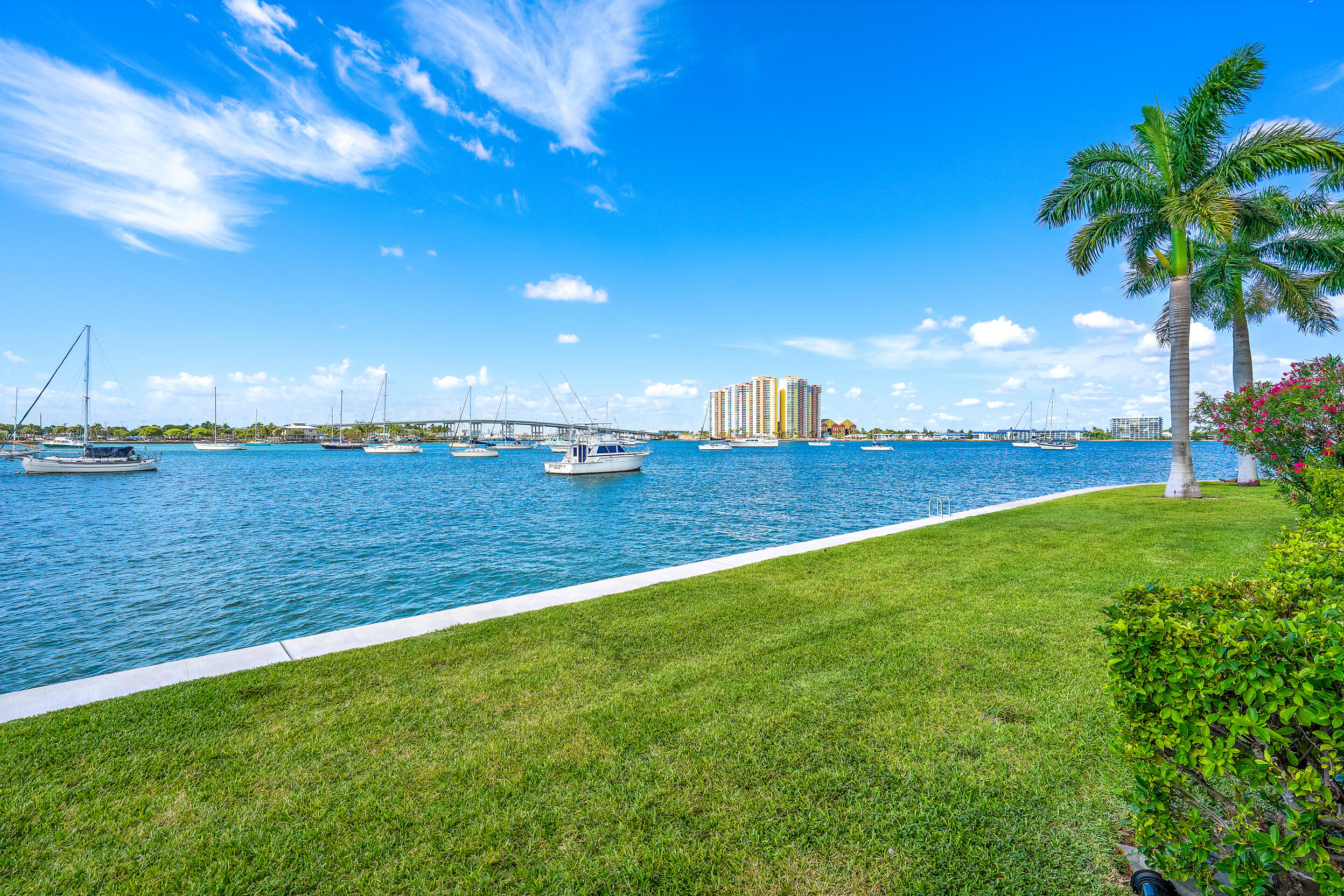 1051 Sugar Sands #156 Singer Island, FL 33404