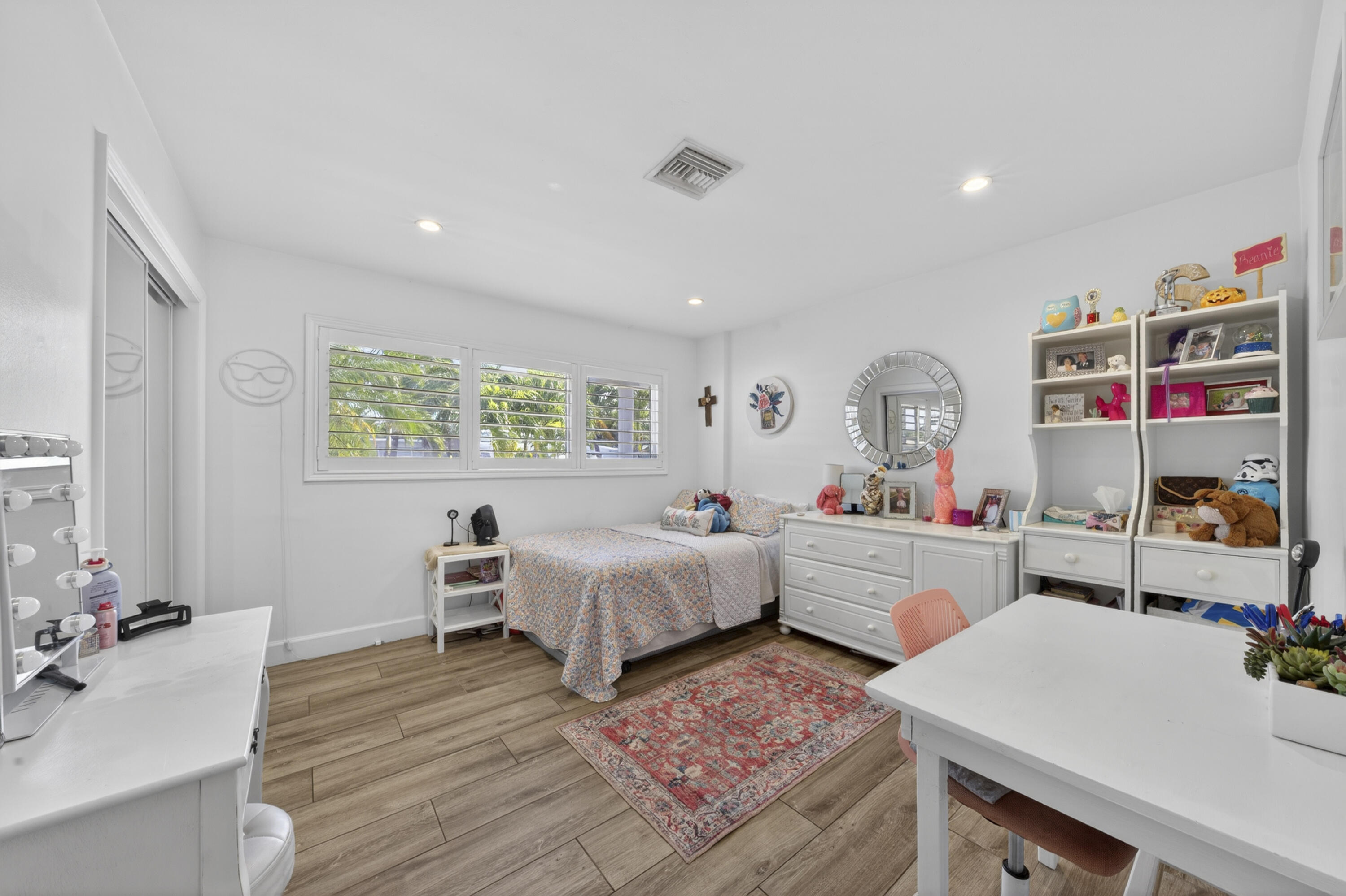 2231 NE 34th Lighthouse Point, FL 33064