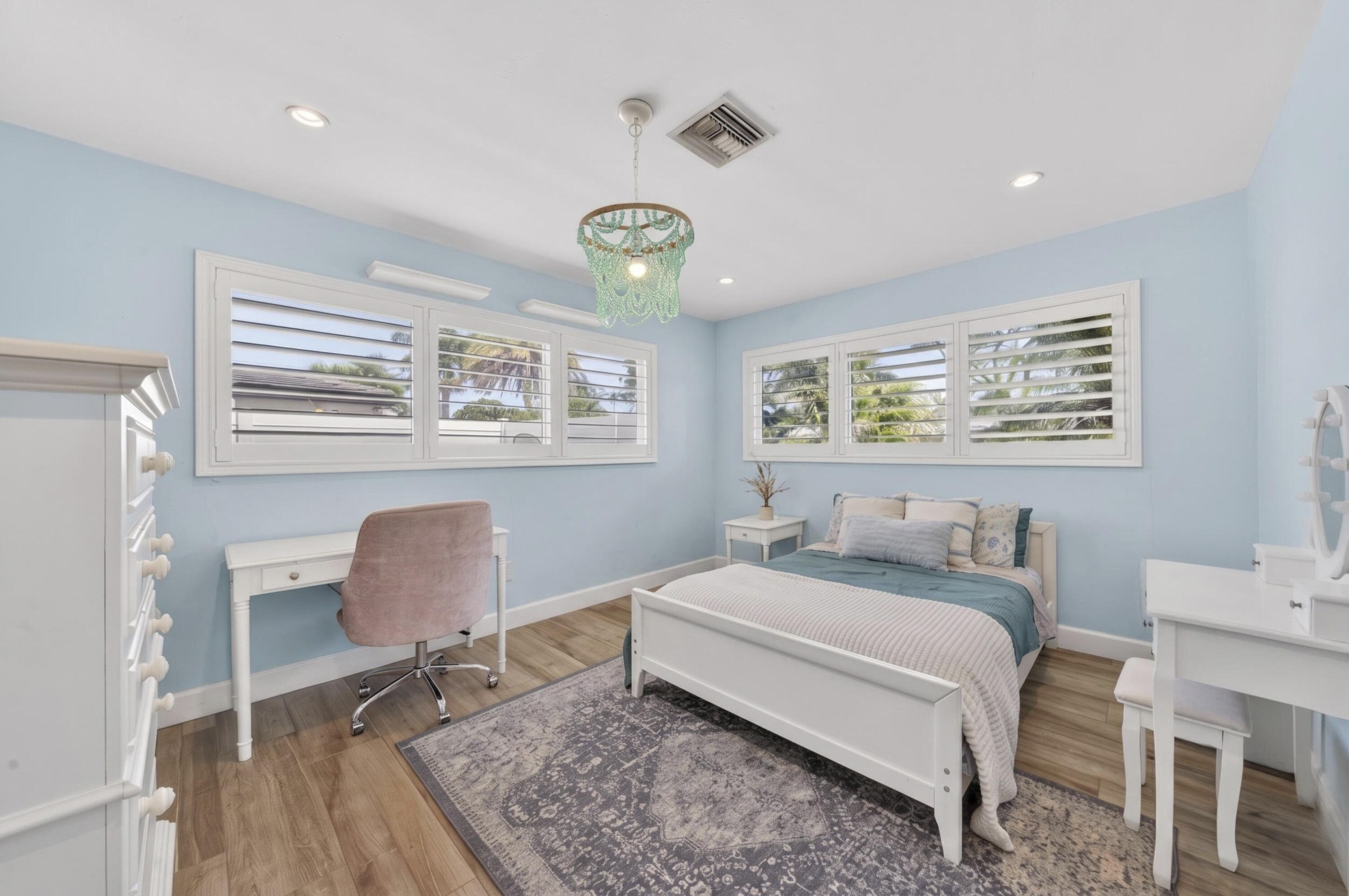 2231 NE 34th Lighthouse Point, FL 33064