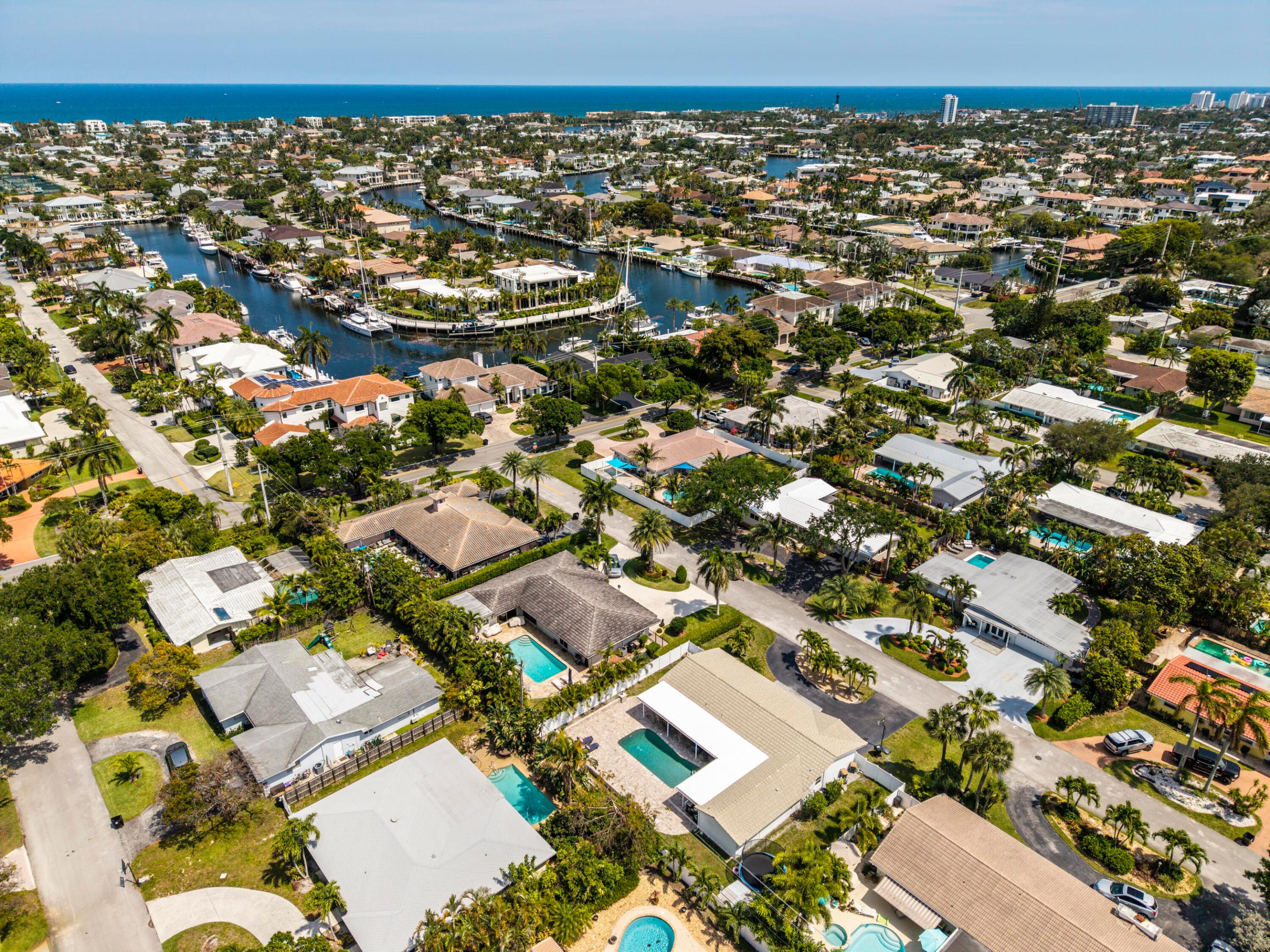 2231 NE 34th Lighthouse Point, FL 33064