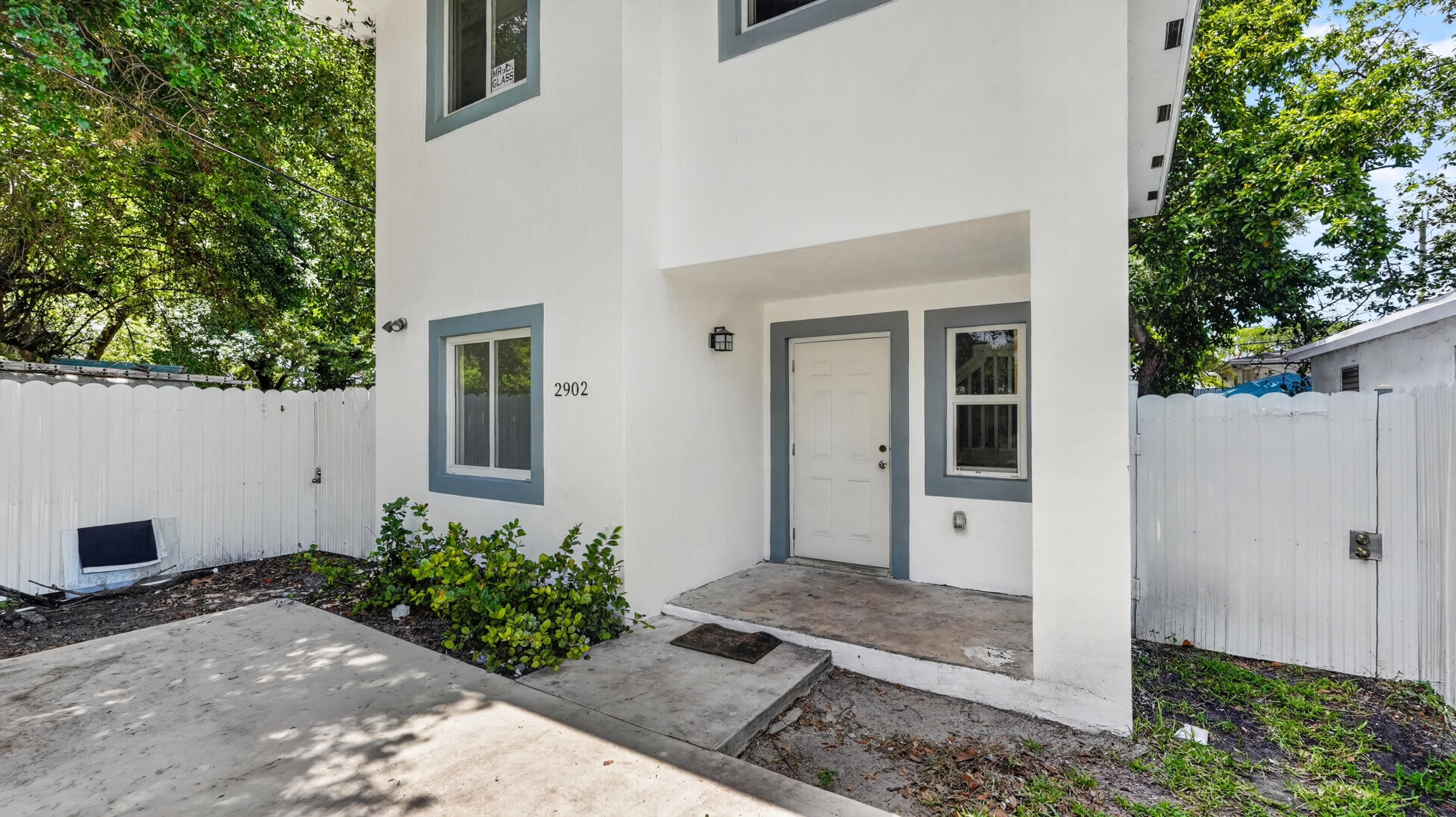 2902 NW 44th Miami, FL 33142
