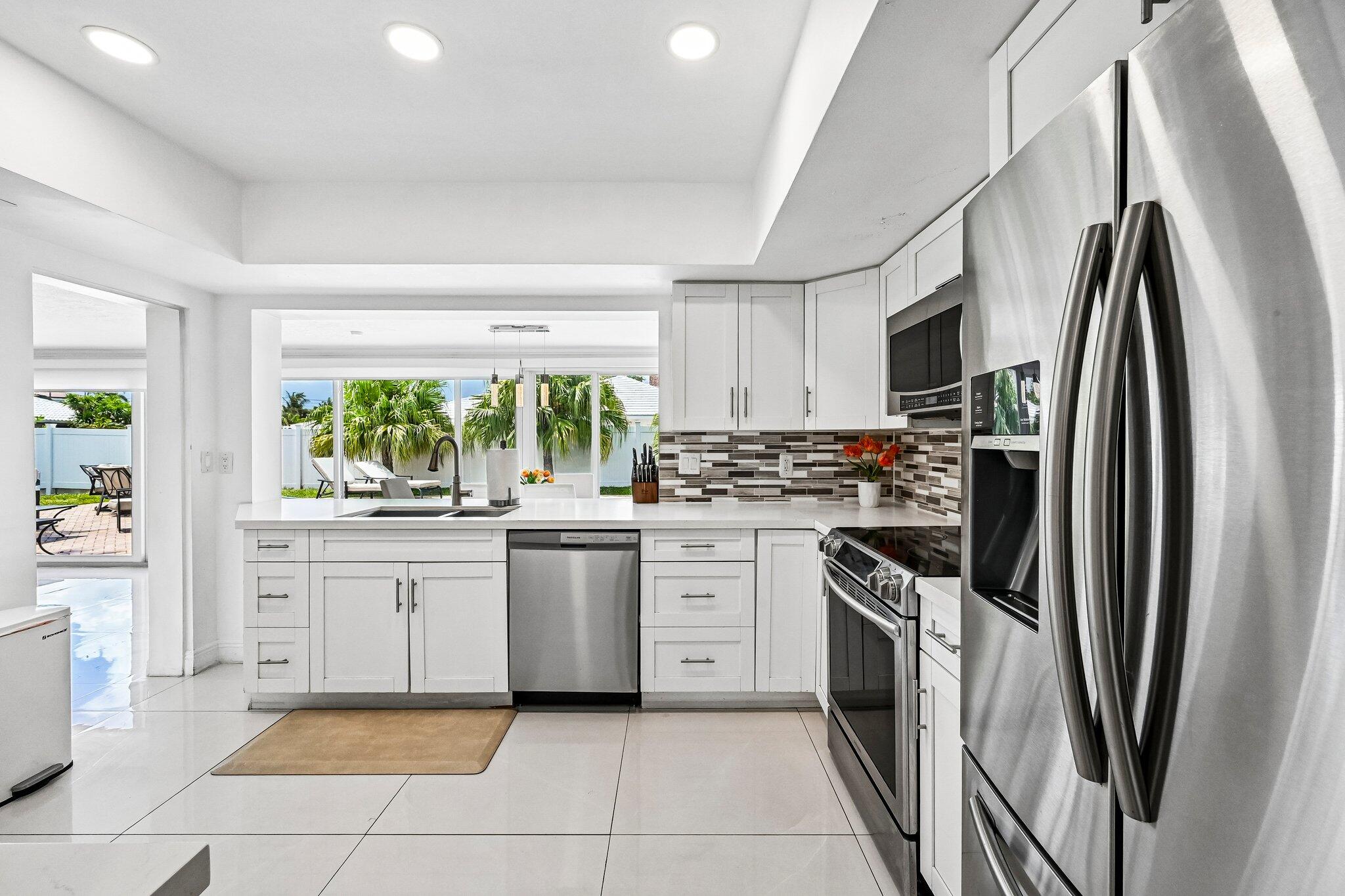 2940 NE 39th Lighthouse Point, FL 33064