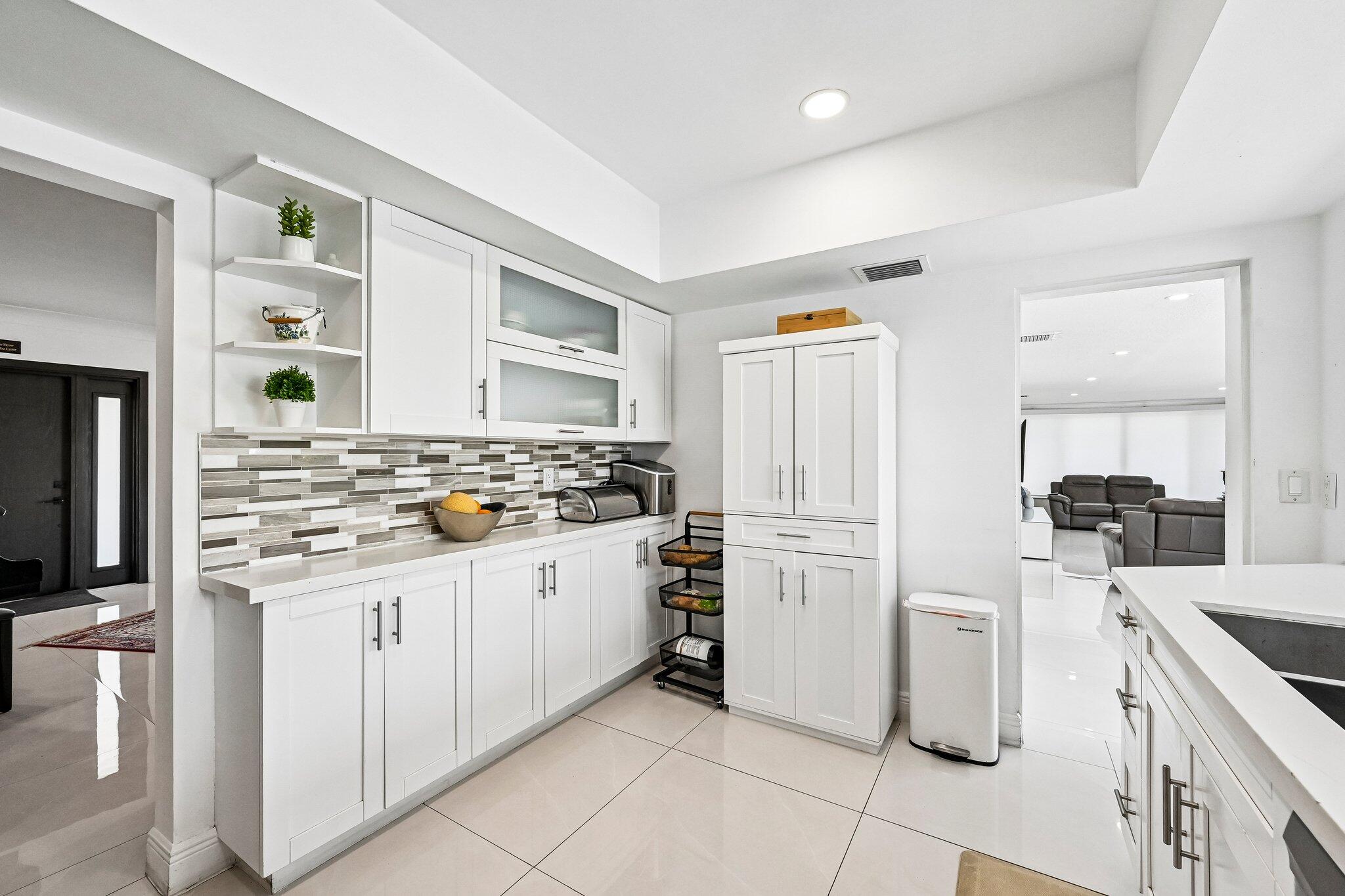 2940 NE 39th Lighthouse Point, FL 33064