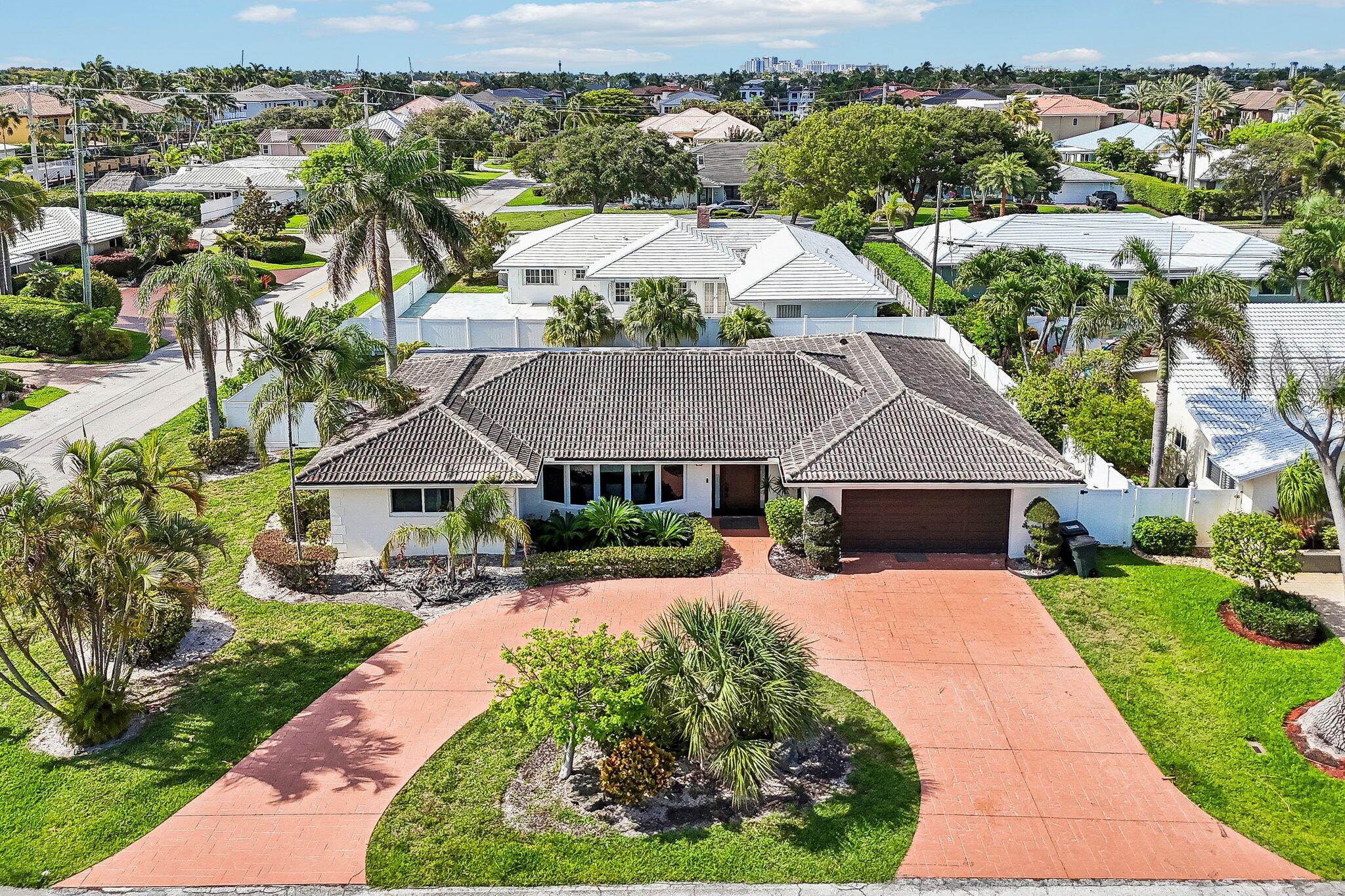 2940 NE 39th Lighthouse Point, FL 33064
