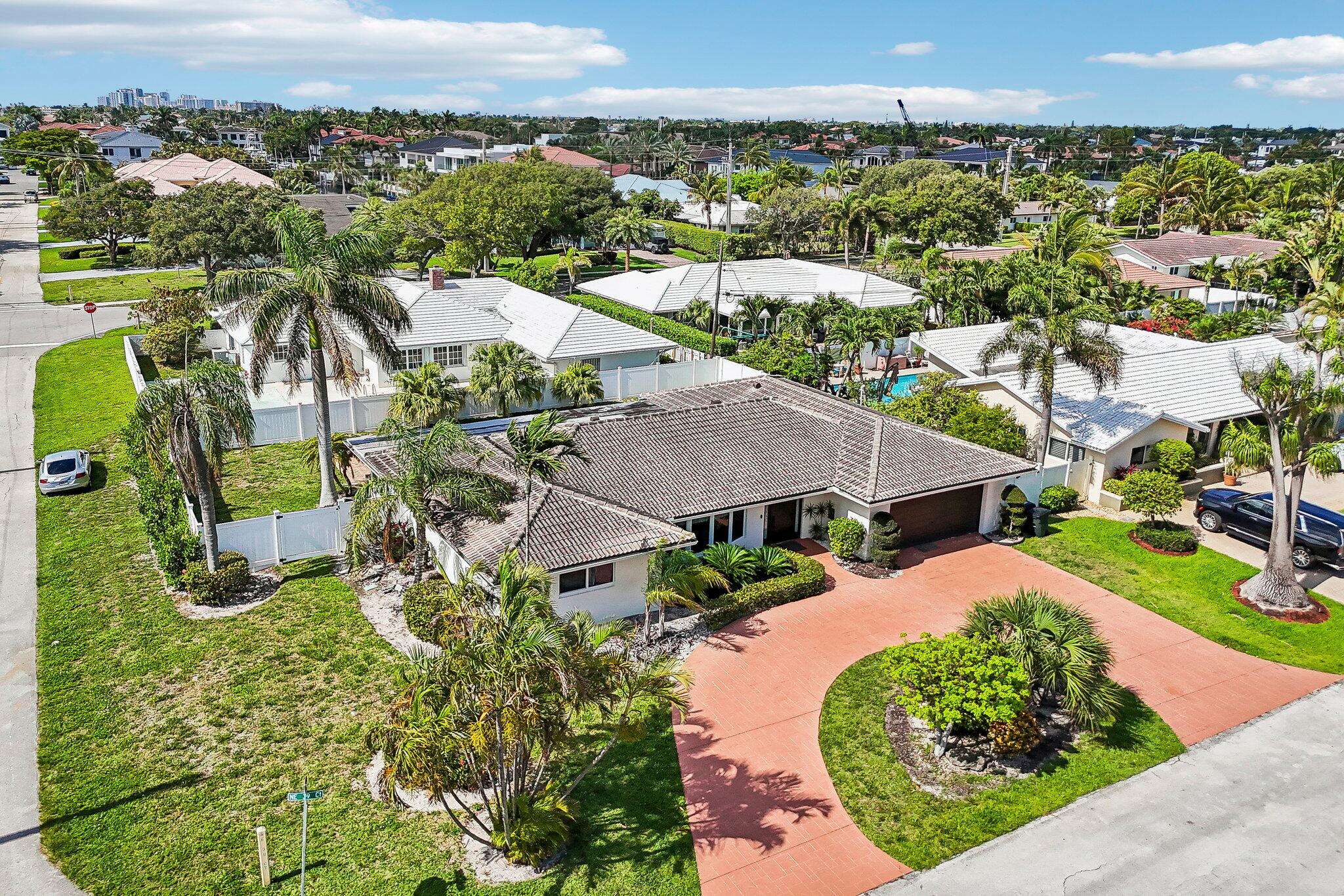 2940 NE 39th Lighthouse Point, FL 33064