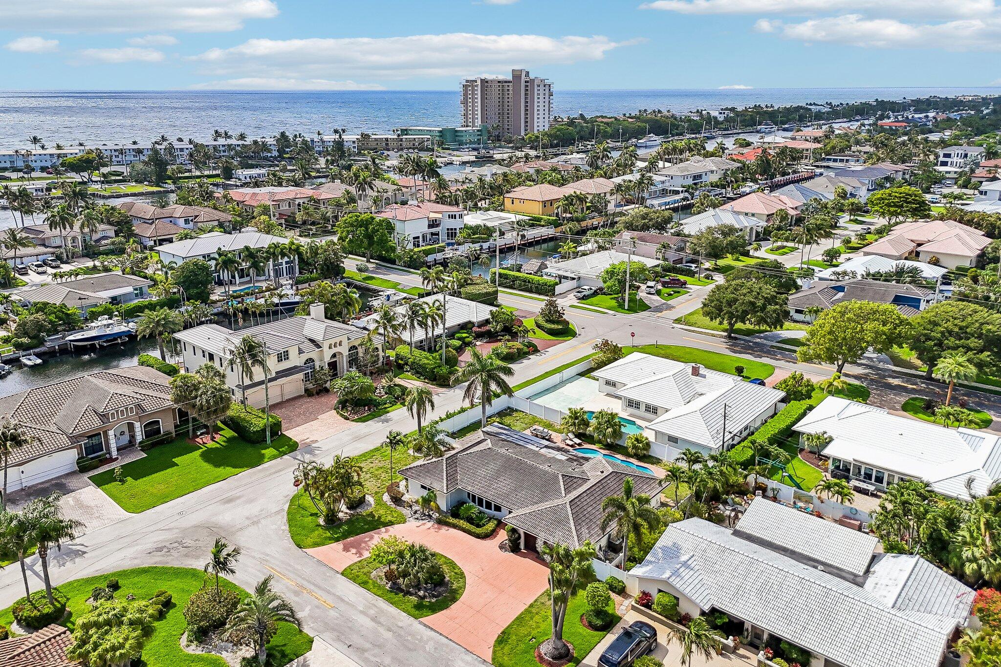 2940 NE 39th Lighthouse Point, FL 33064