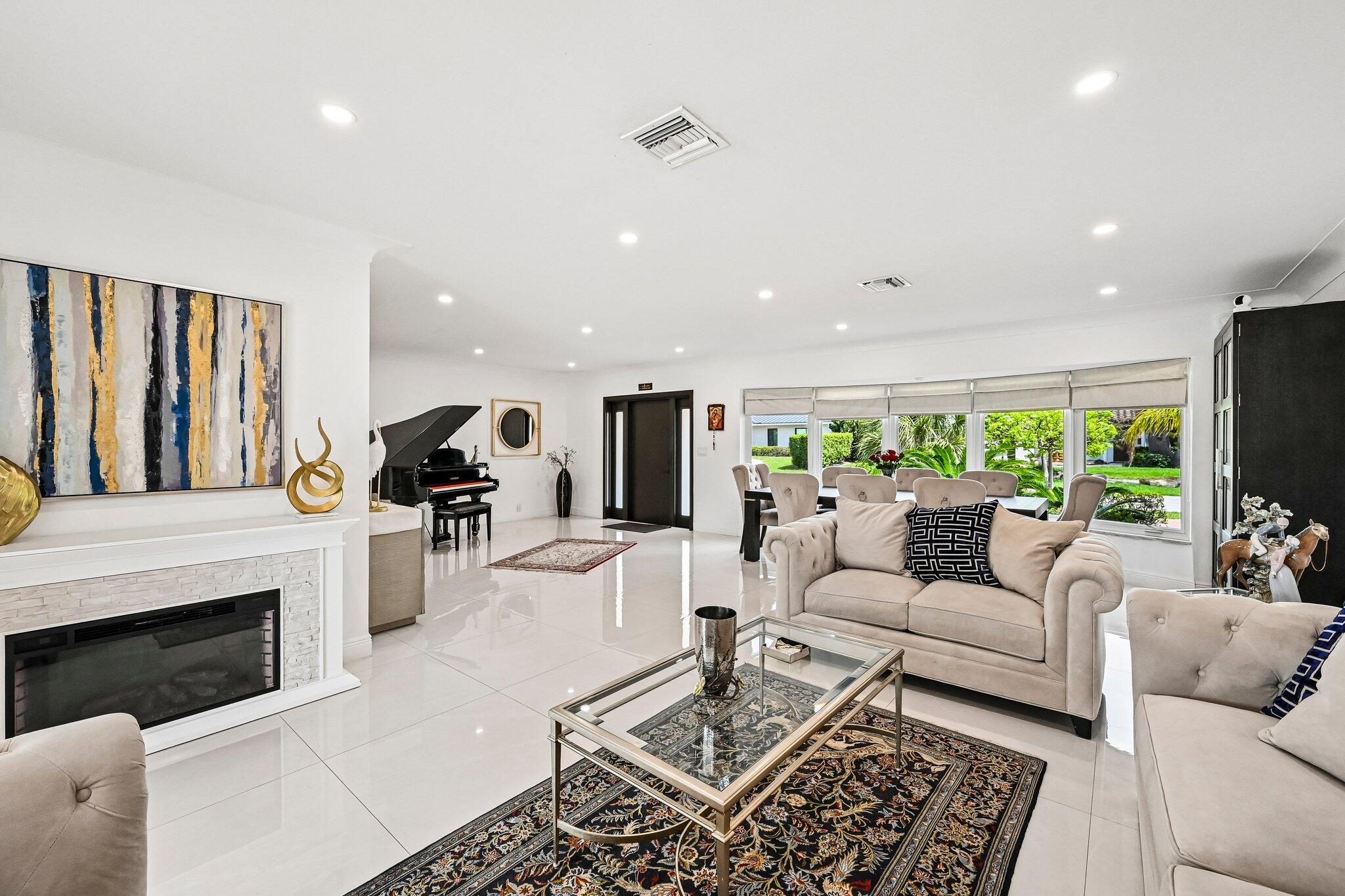 2940 NE 39th Lighthouse Point, FL 33064