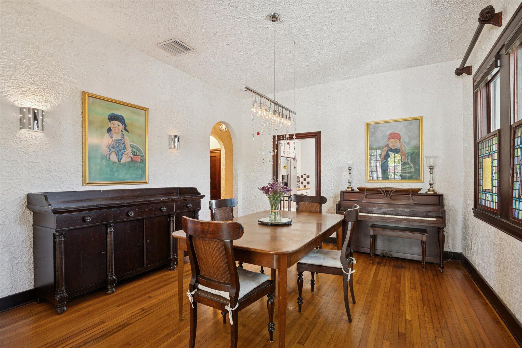 704 SE 8th Fort Lauderdale, FL 33316