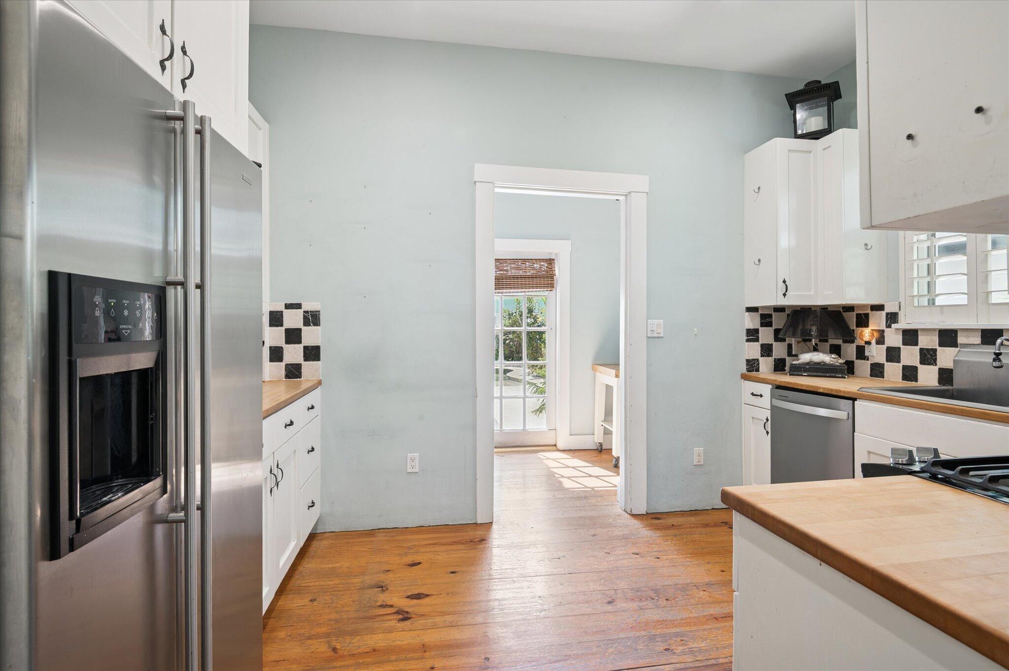 704 SE 8th Fort Lauderdale, FL 33316