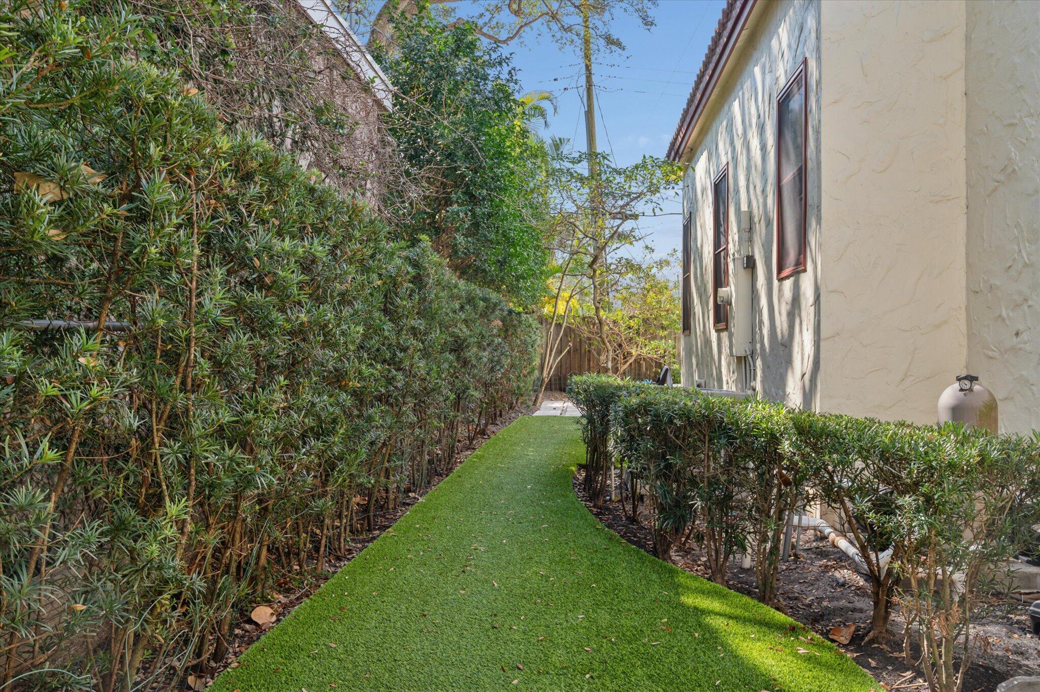 704 SE 8th Fort Lauderdale, FL 33316