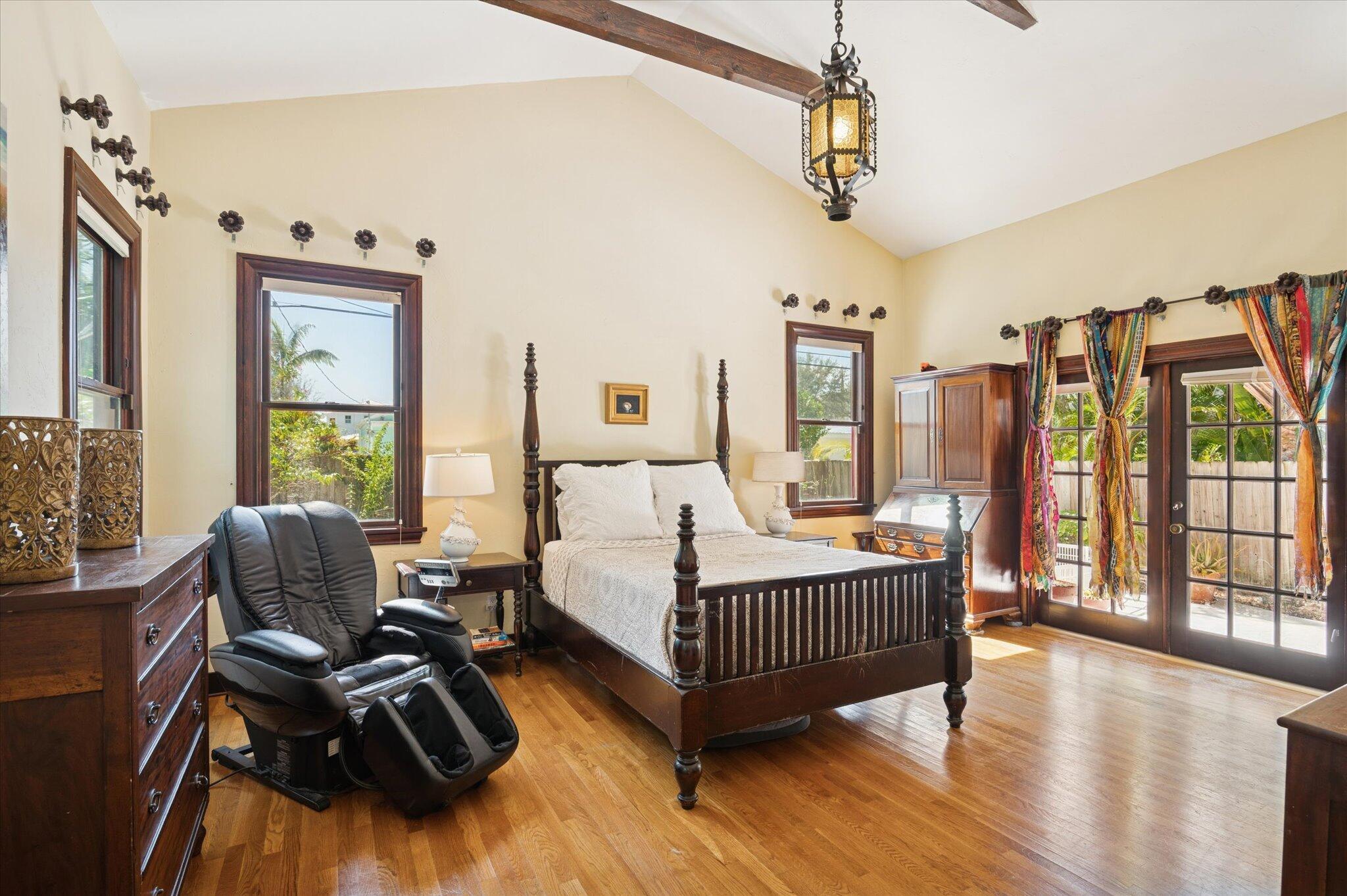 704 SE 8th Fort Lauderdale, FL 33316