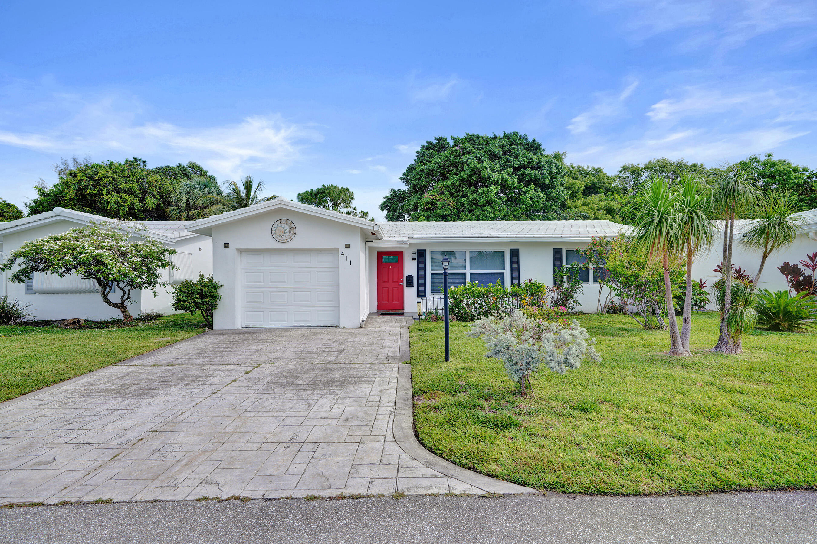 411 NW 26th