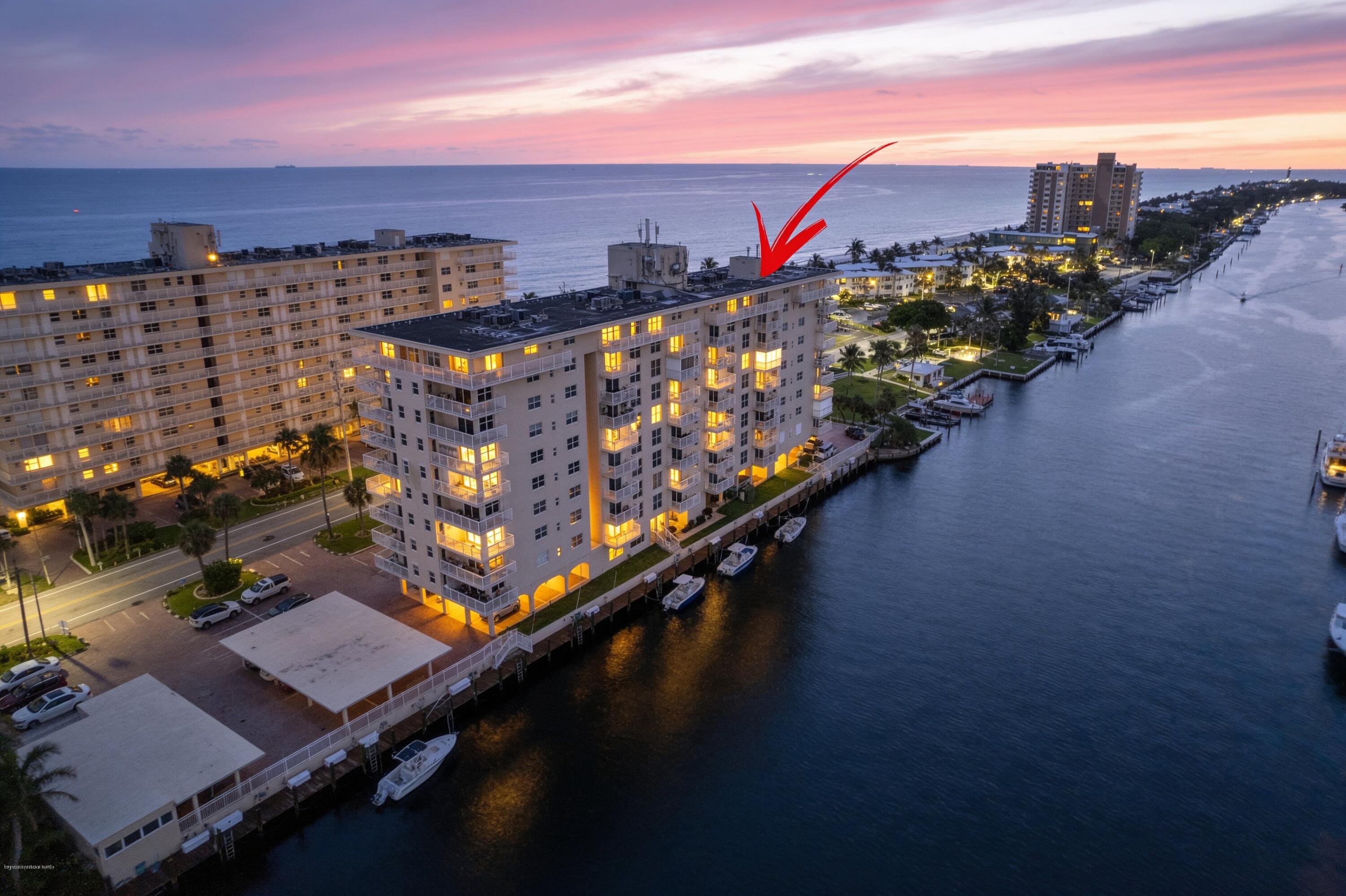 1050 Hillsboro Mile #403w