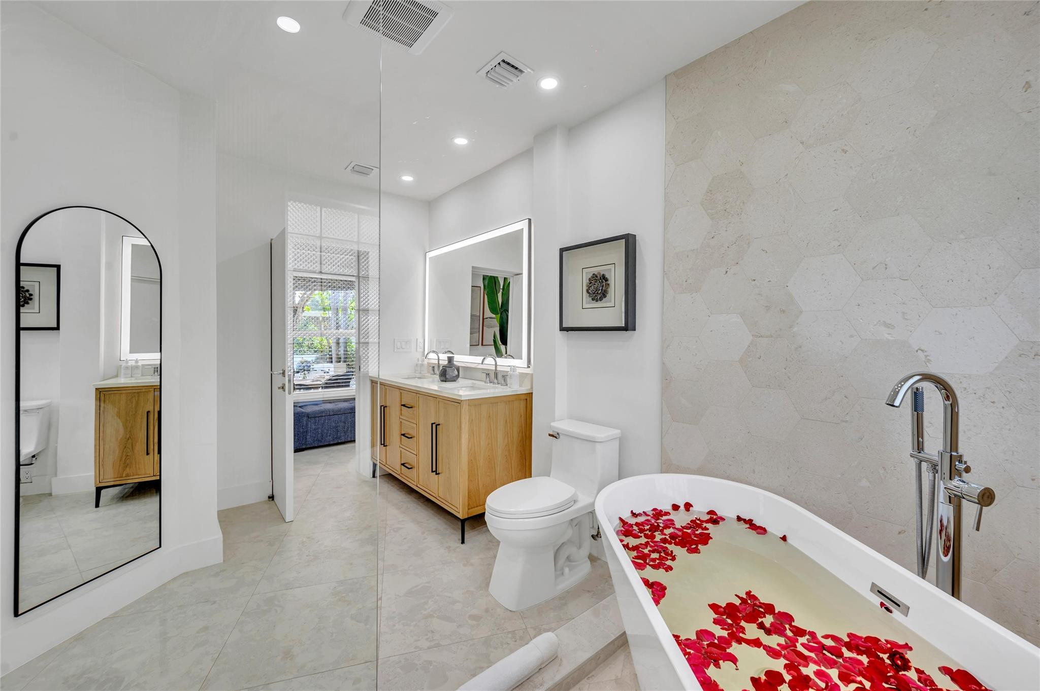 1700 Marietta Fort Lauderdale, FL 33316
