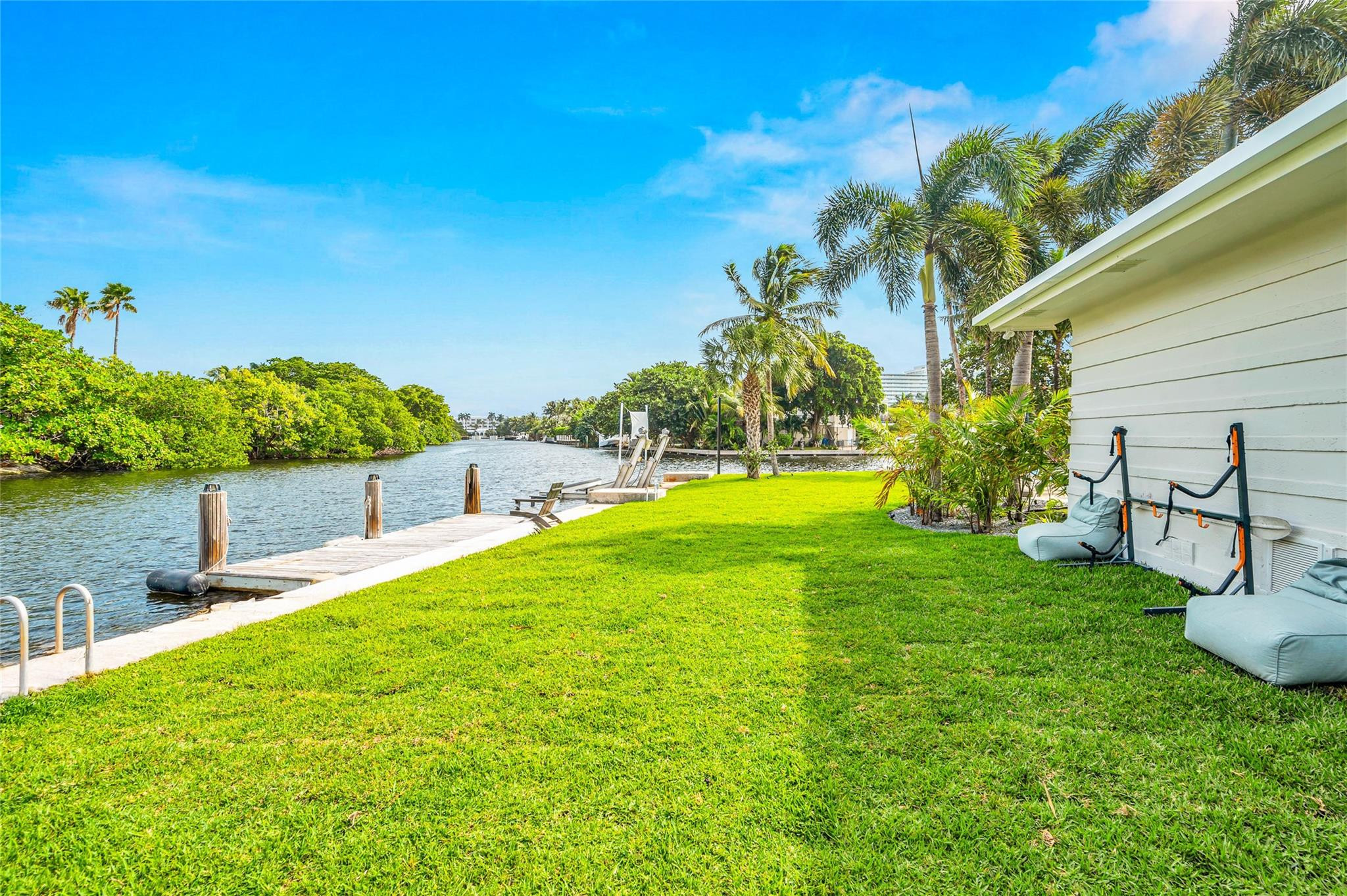 1700 Marietta Fort Lauderdale, FL 33316