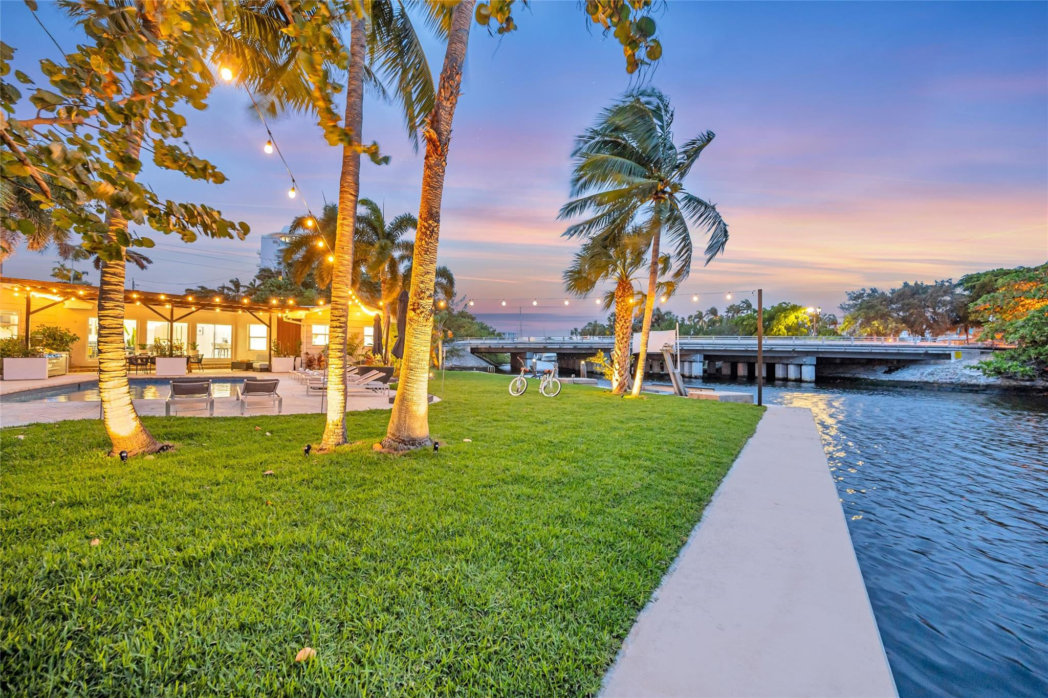 1700 Marietta Fort Lauderdale, FL 33316