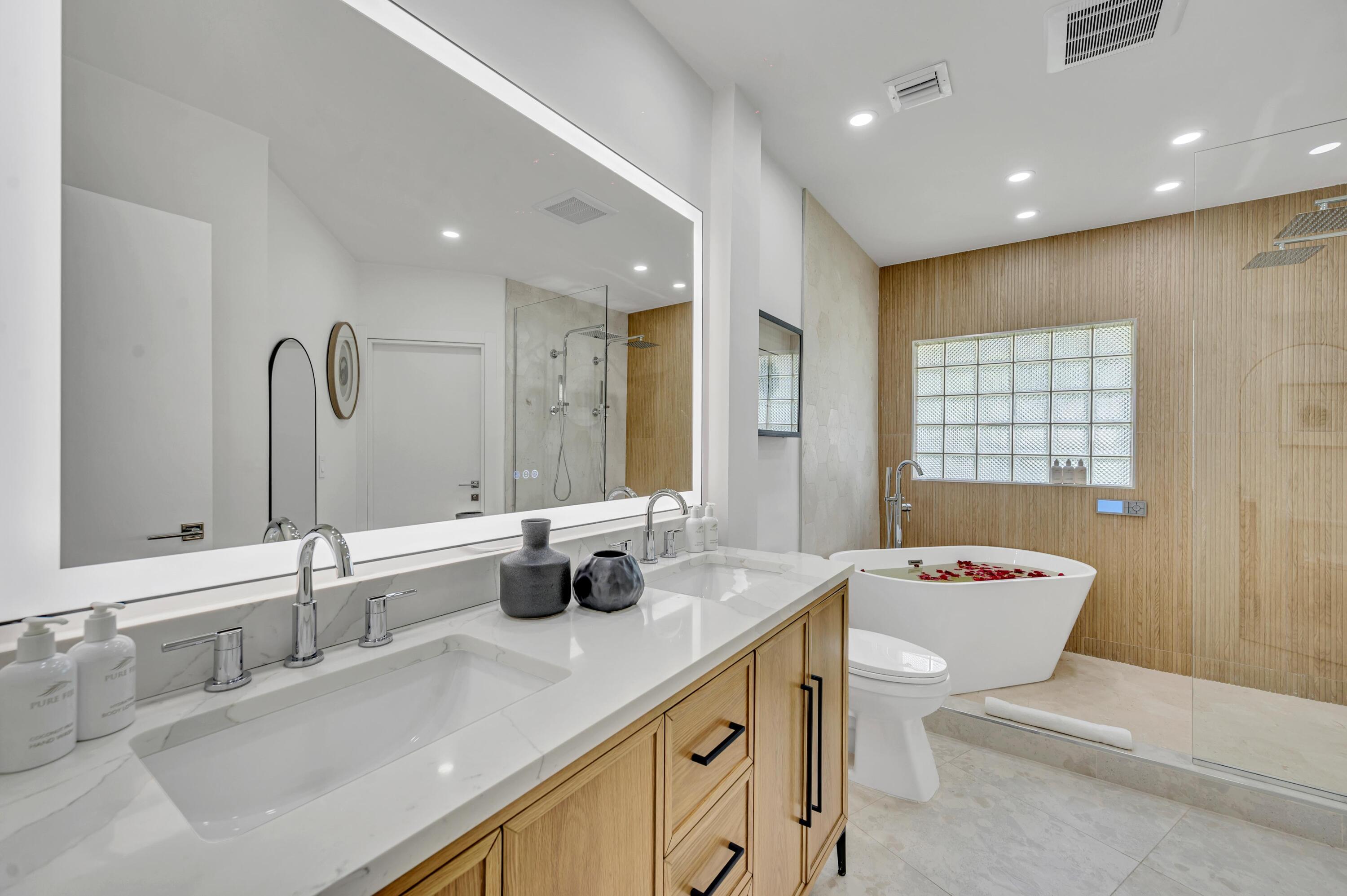 1700 Marietta Fort Lauderdale, FL 33316