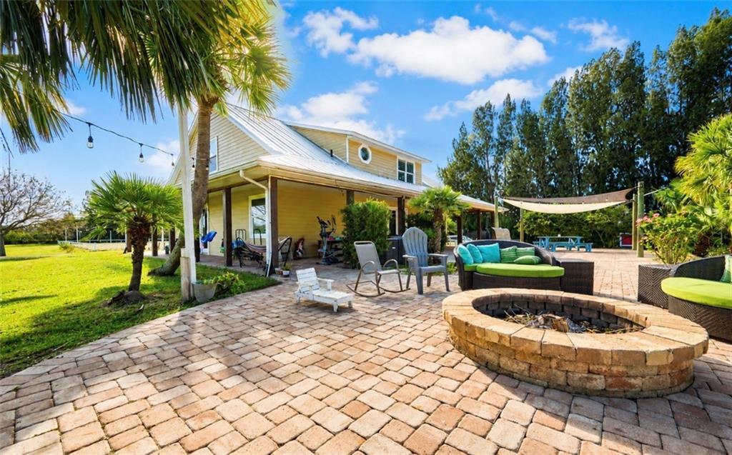 7267 61st St Vero Beach, FL 32967