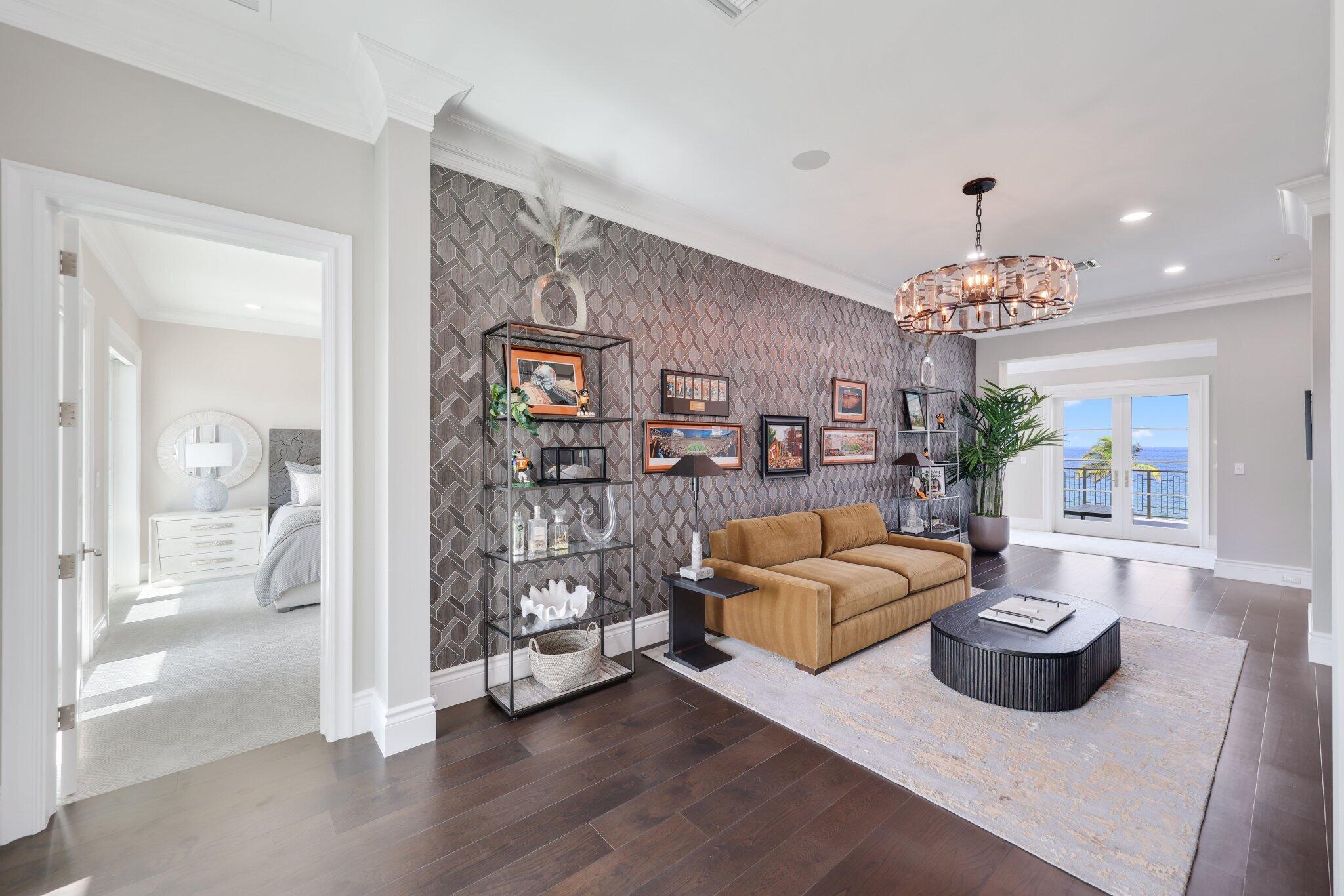 1001 Hillsboro Mile Hillsboro Beach, FL 33062
