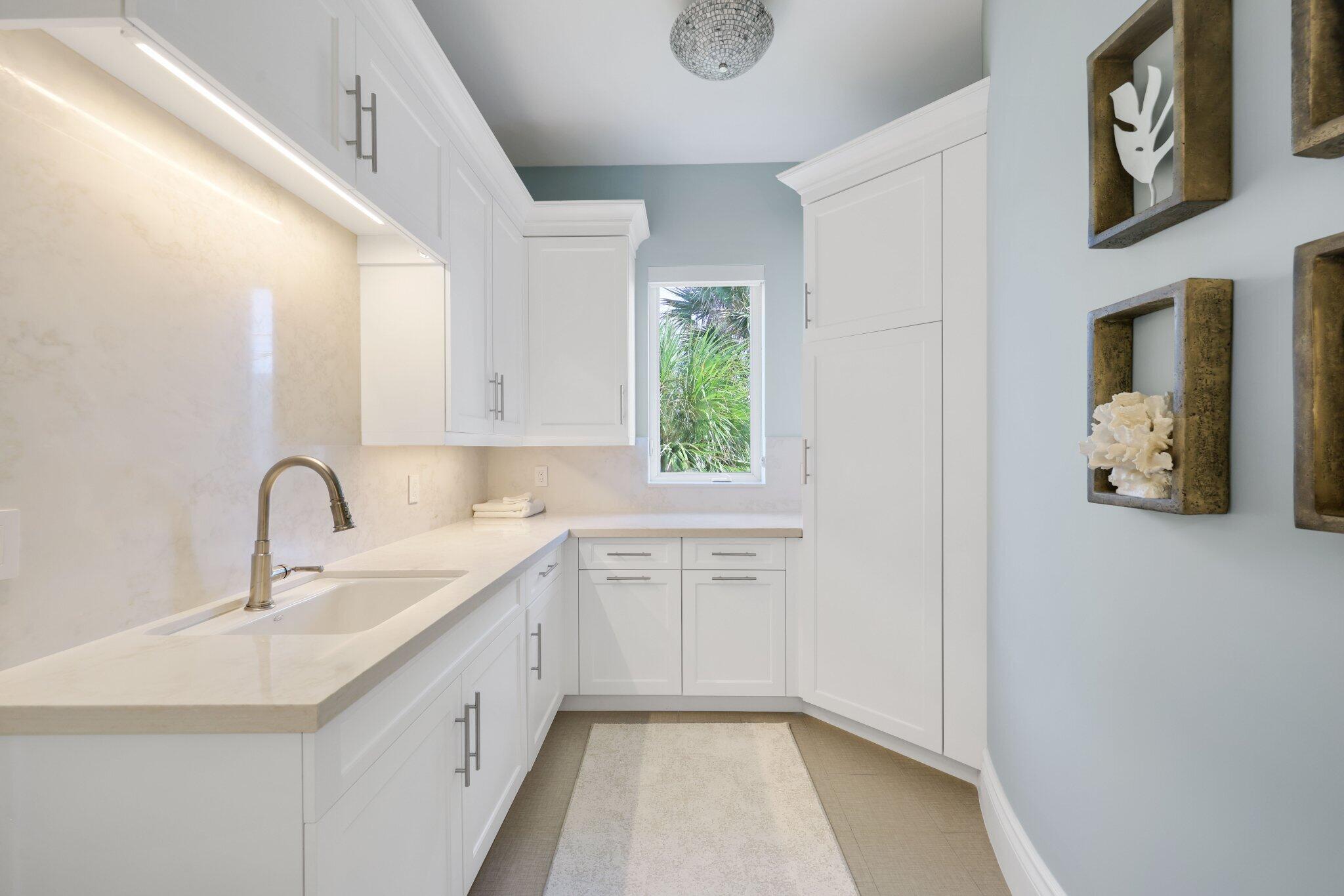 1001 Hillsboro Mile Hillsboro Beach, FL 33062