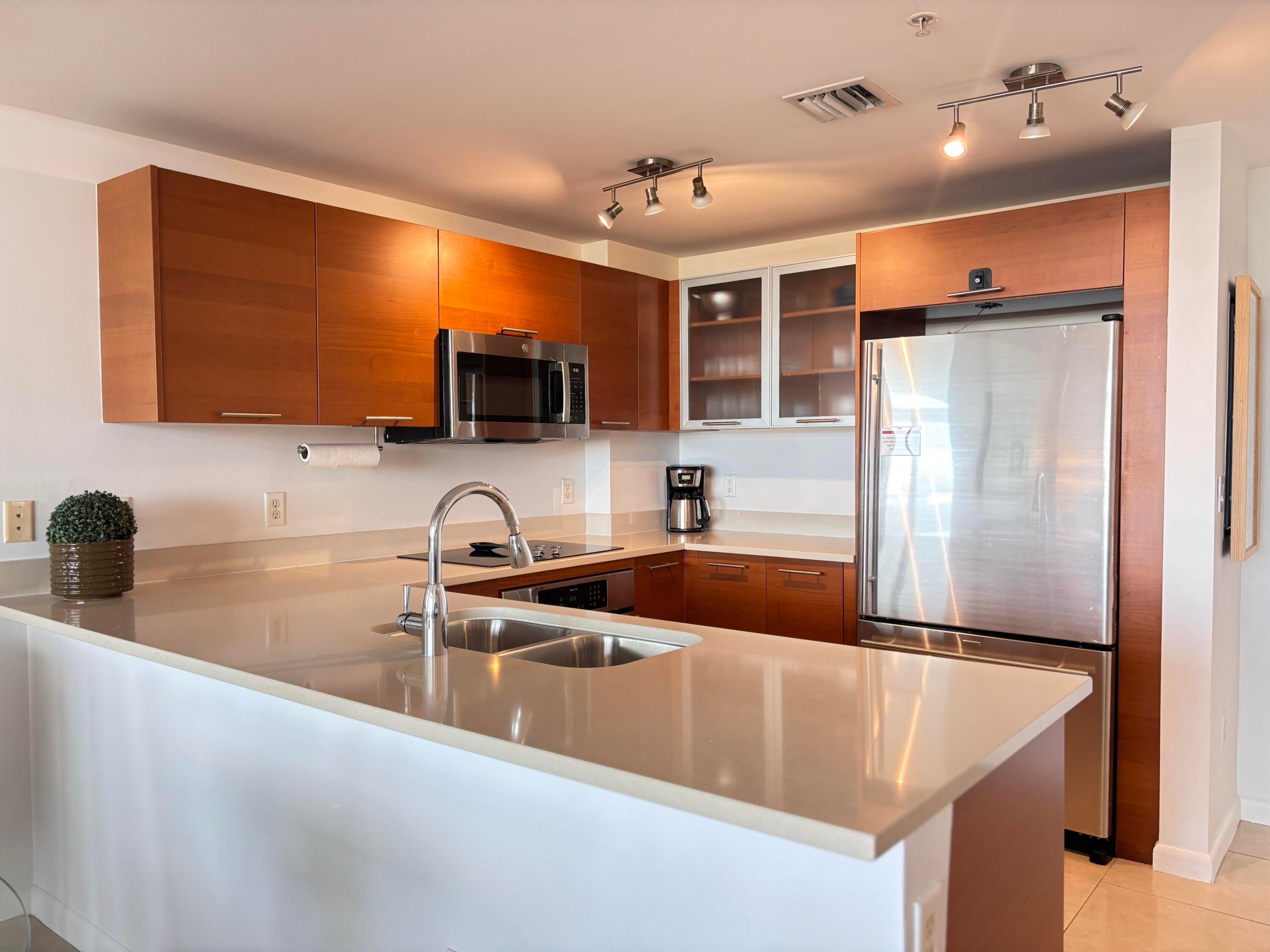 3250 NE 1st Ave #710 Miami, FL 33137
