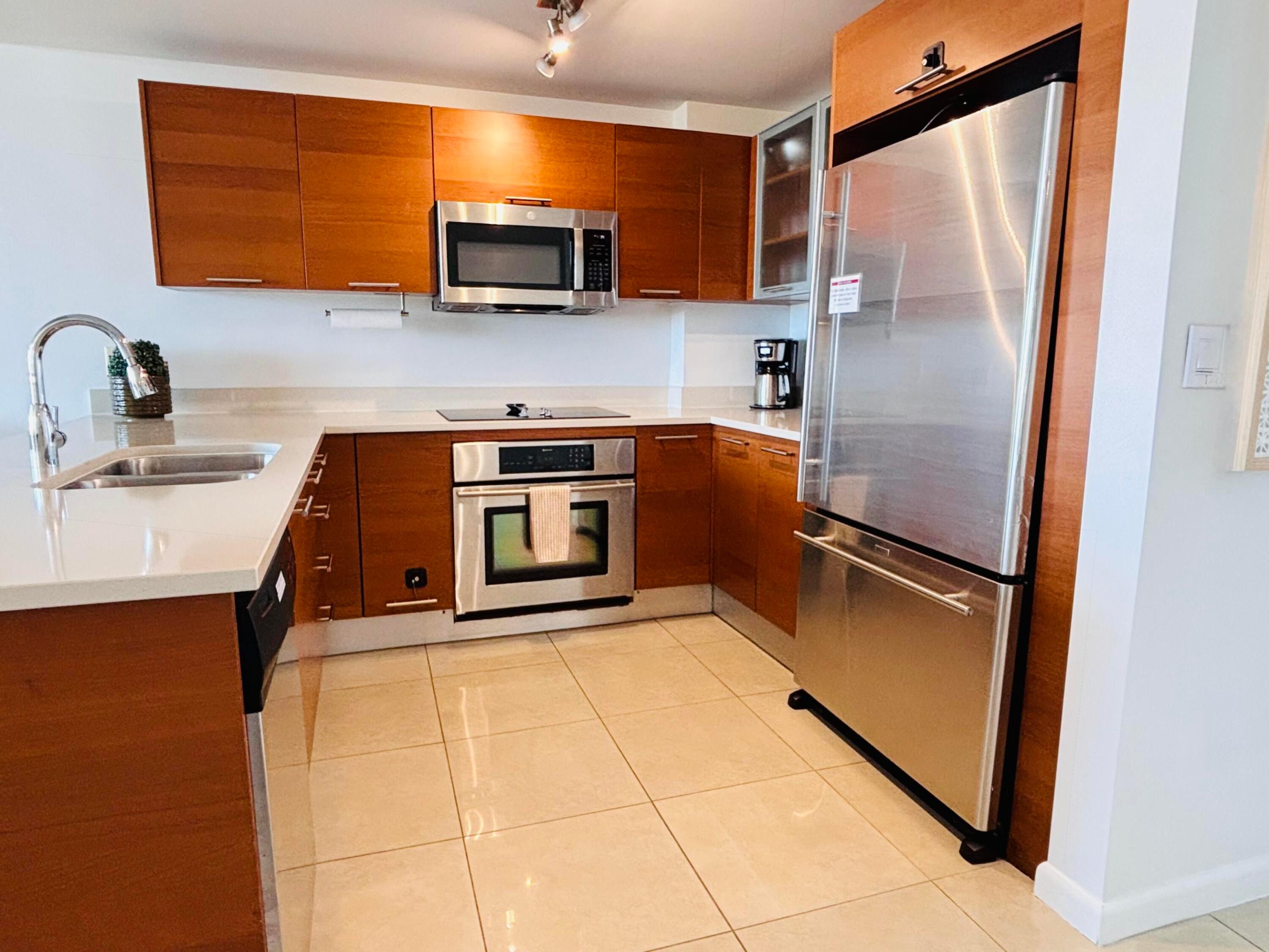 3250 NE 1st Ave #710 Miami, FL 33137