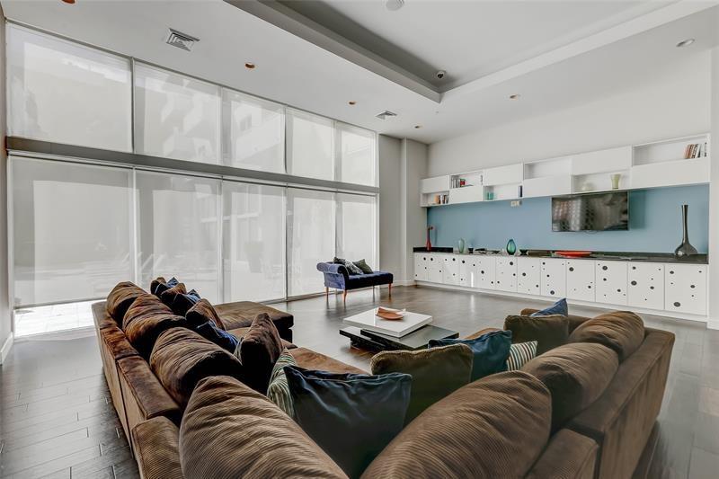 18800 NE 29th Ave #1004 Aventura, FL 33180