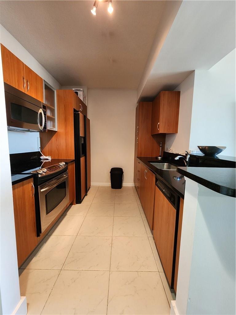 18800 NE 29th Ave #1004 Aventura, FL 33180