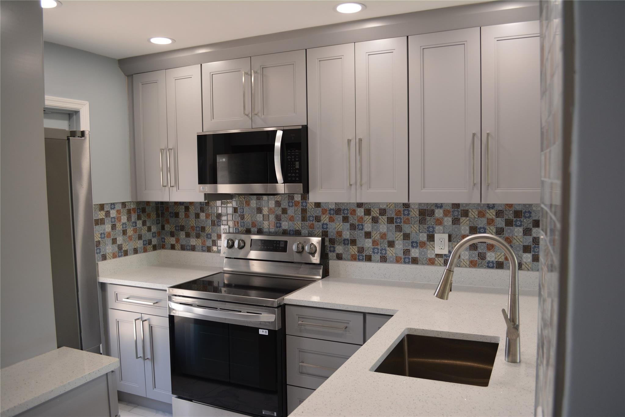 1481 S Ocean #308 Pompano Beach, FL 33062