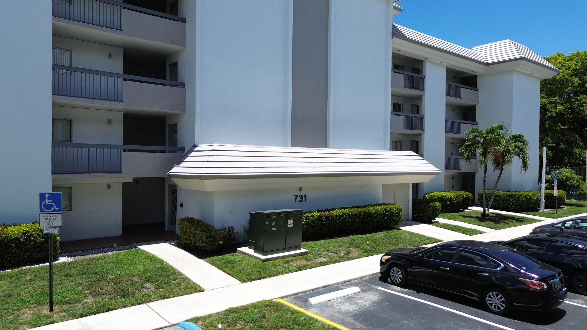 731 N Pine Is Rd #203