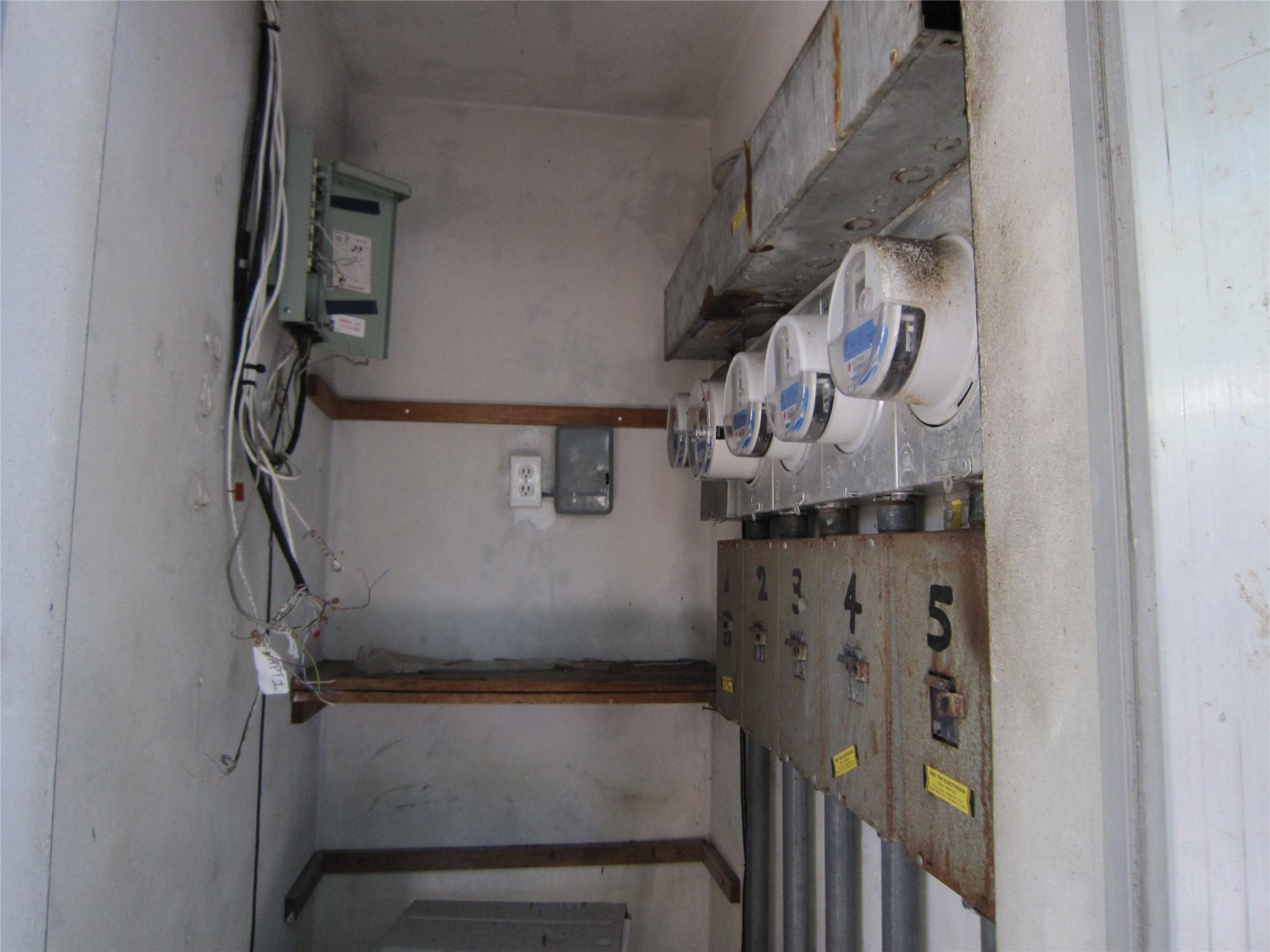 1129 NE 16th Ave Fort Lauderdale, FL 33304