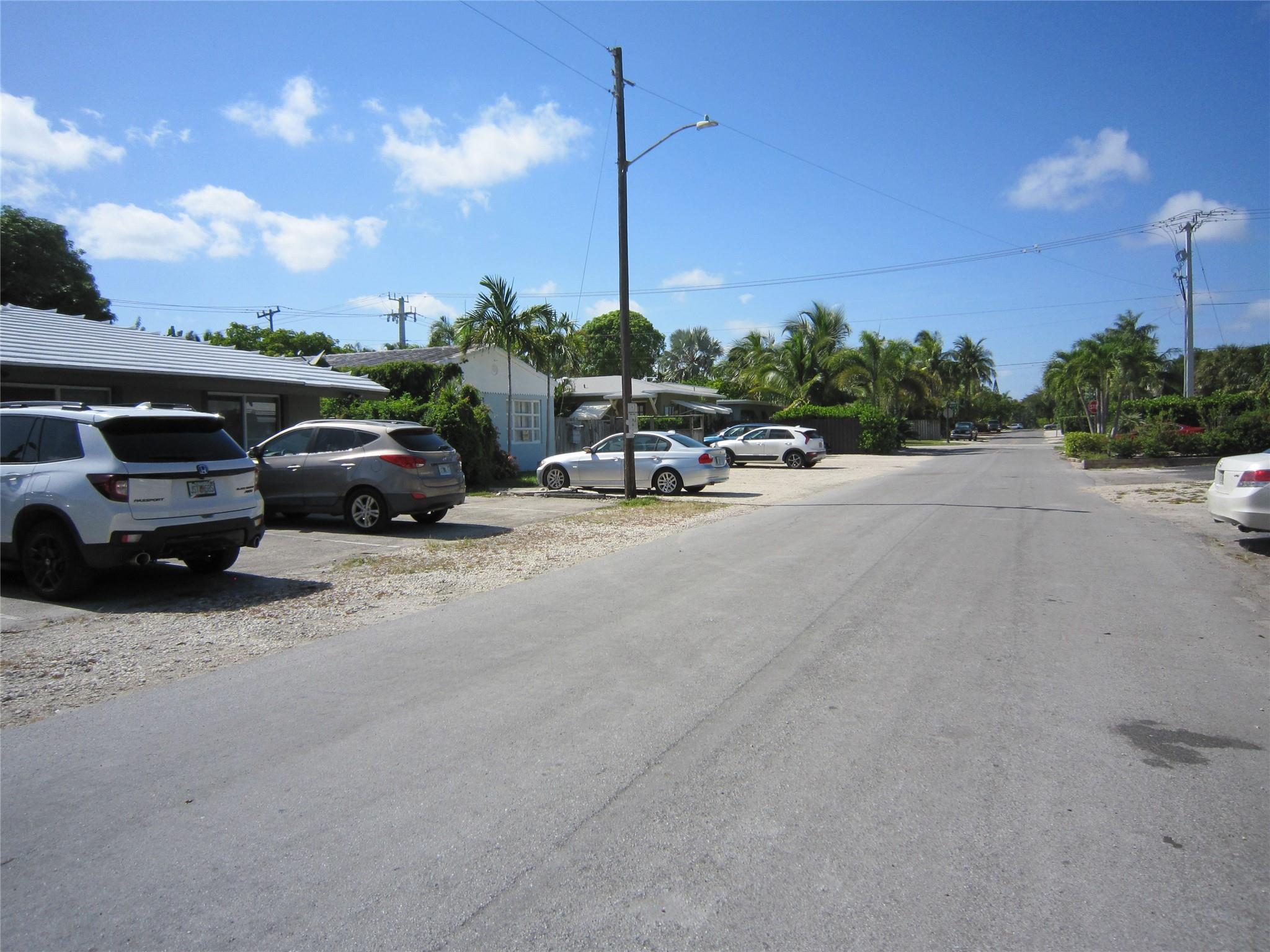 1129 NE 16th Ave Fort Lauderdale, FL 33304