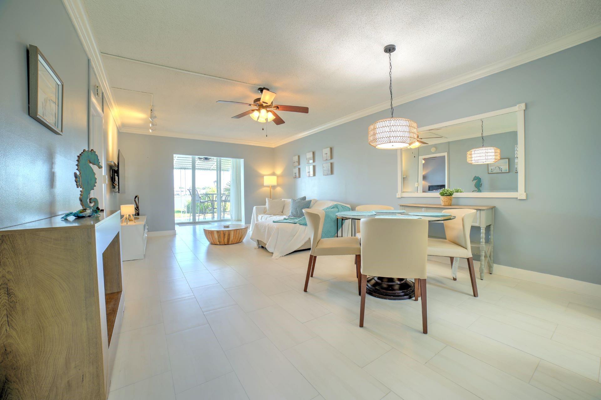 1801 Ocean Dr #105