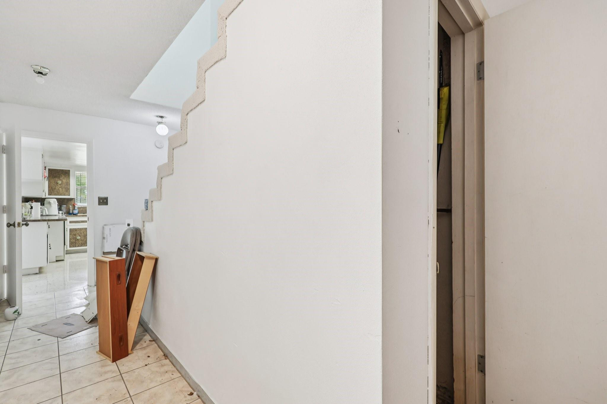 525 NE 58th Miami, FL 33137