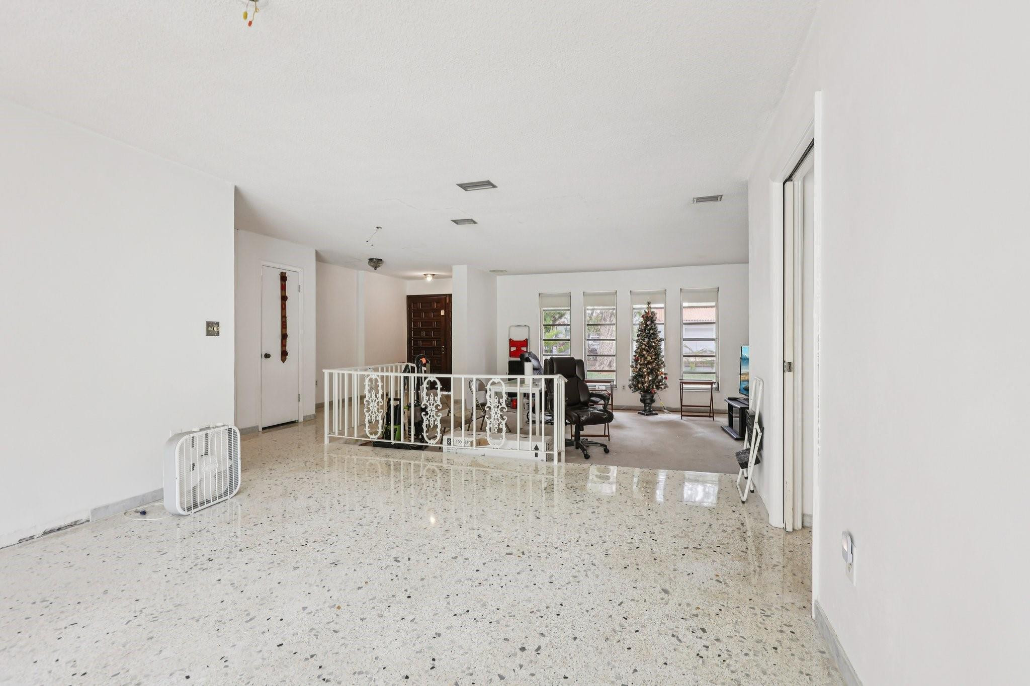 525 NE 58th Miami, FL 33137