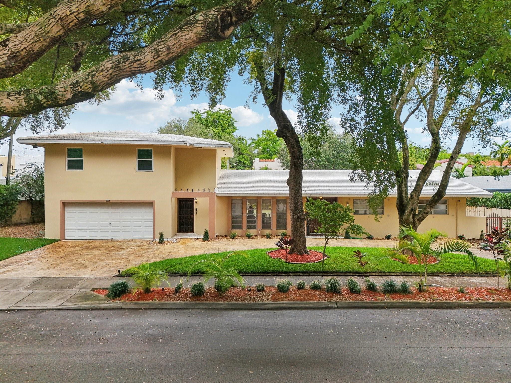 525 NE 58th Miami, FL 33137