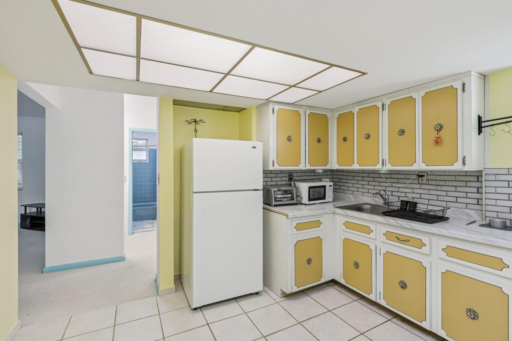 525 NE 58th Miami, FL 33137