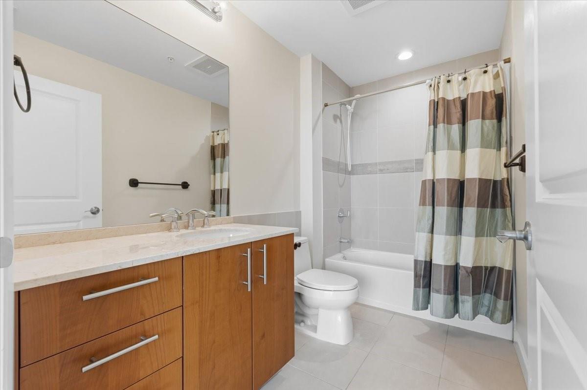 image Ocean Marine Yacht Club24