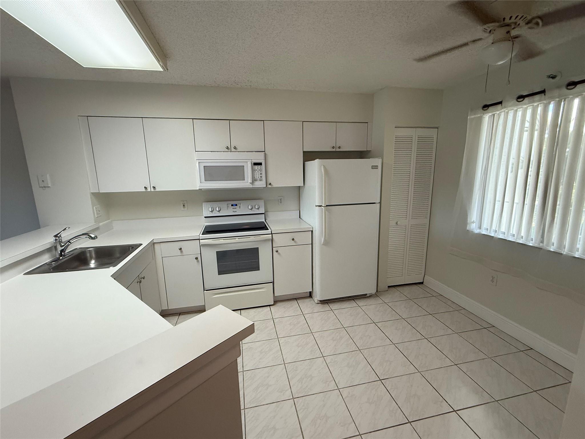 2334 S Cypress Bnd Dr #411