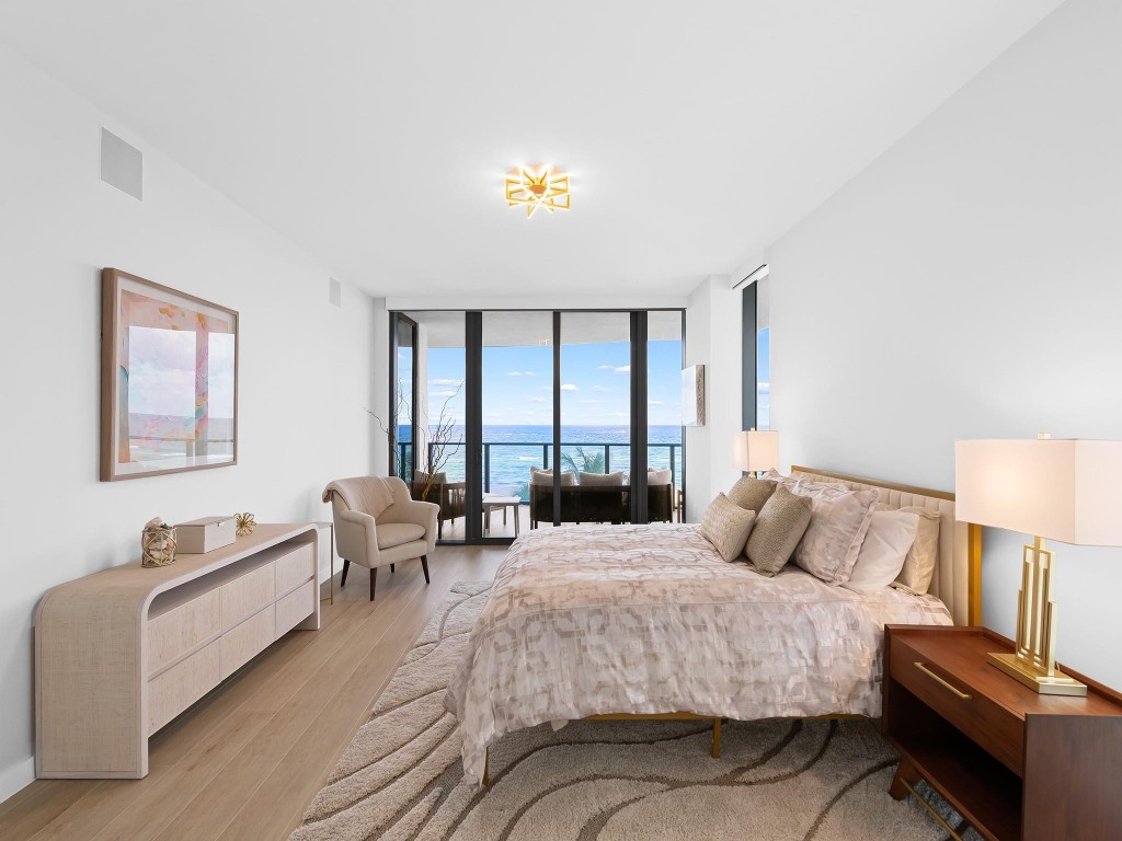 1116 N Ocean #401 Pompano Beach, FL 33062