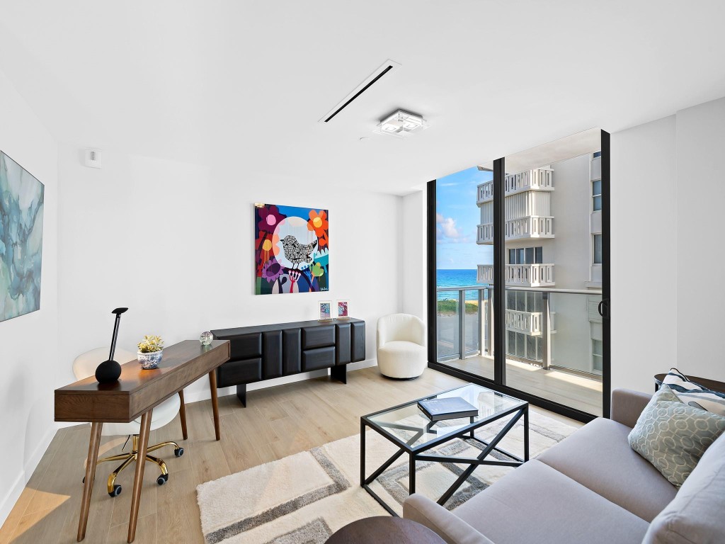 1116 N Ocean #401 Pompano Beach, FL 33062