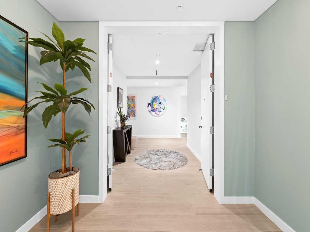 1116 N Ocean #401 Pompano Beach, FL 33062