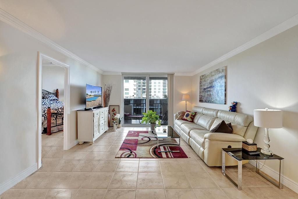 2000 S Ocean Blvd #4C Lauderdale By The Sea, FL 33062