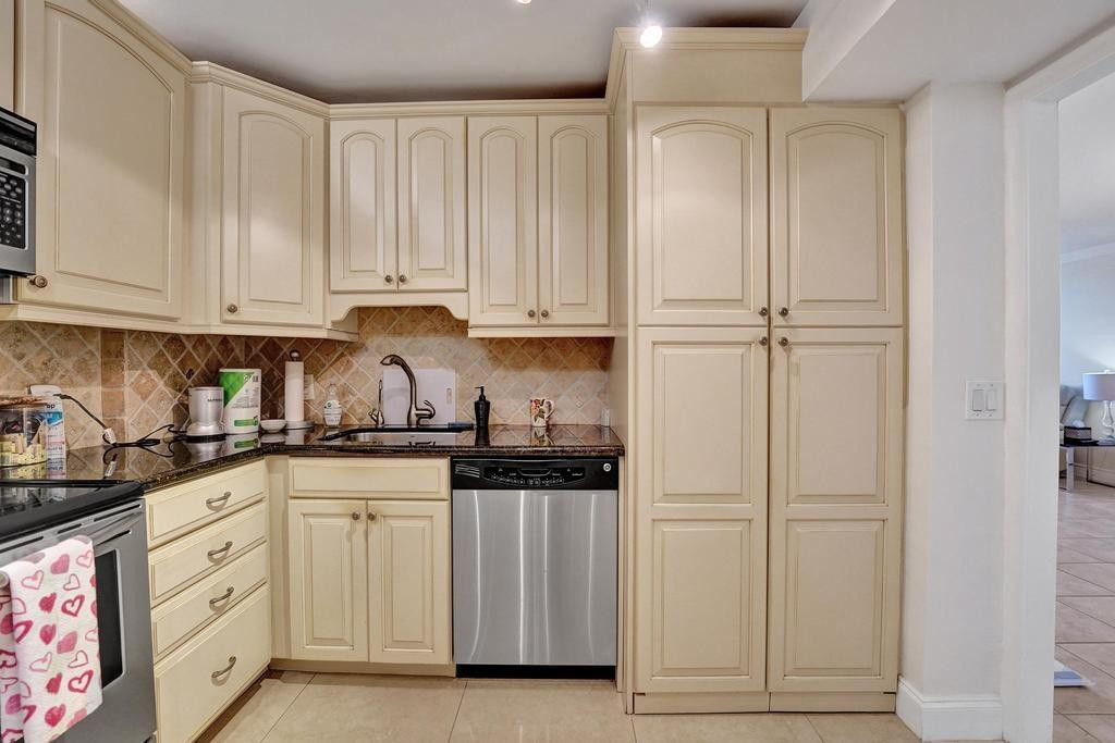 2000 S Ocean Blvd #4C Lauderdale By The Sea, FL 33062