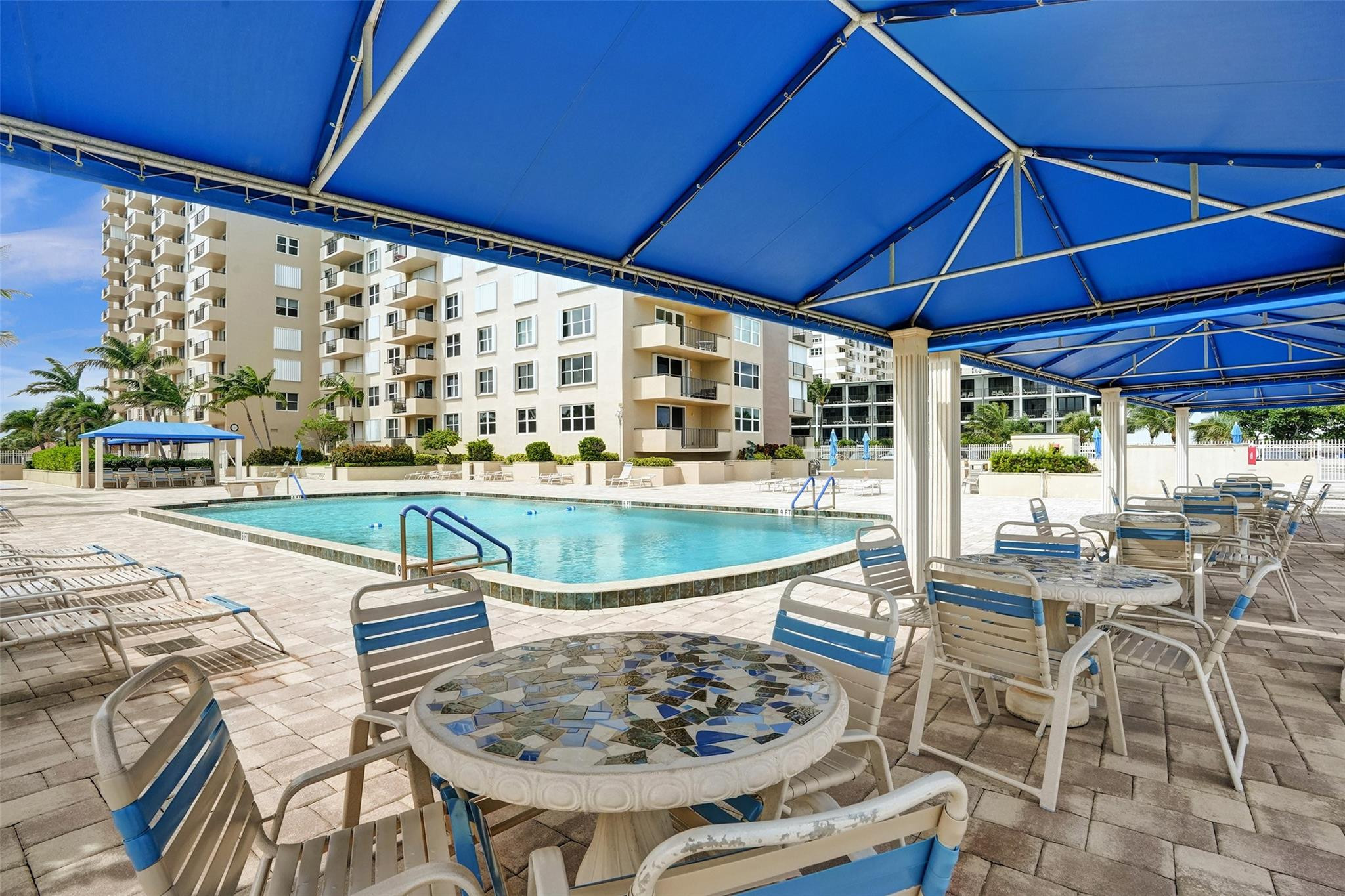 2000 S Ocean Blvd #4C Lauderdale By The Sea, FL 33062