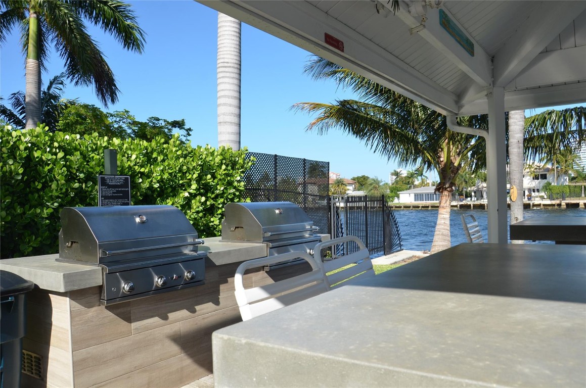6201 Bay Clb Dr #4 Fort Lauderdale, FL 33308