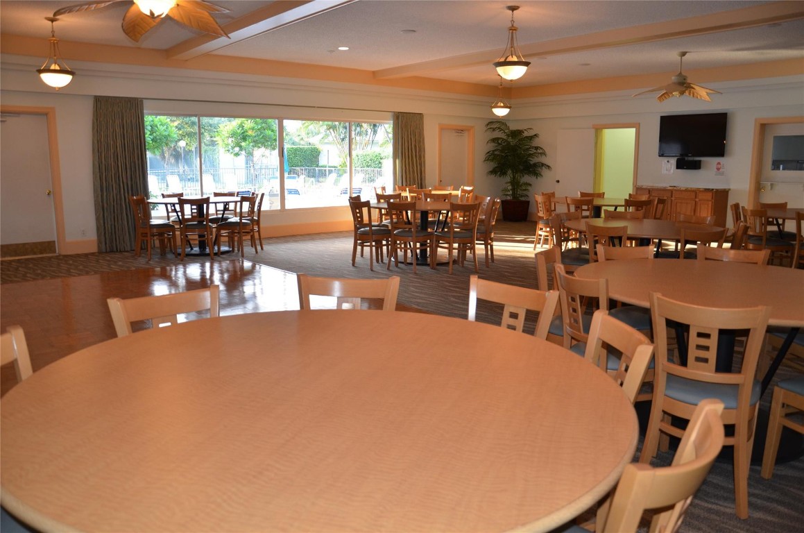 6201 Bay Clb Dr #4 Fort Lauderdale, FL 33308