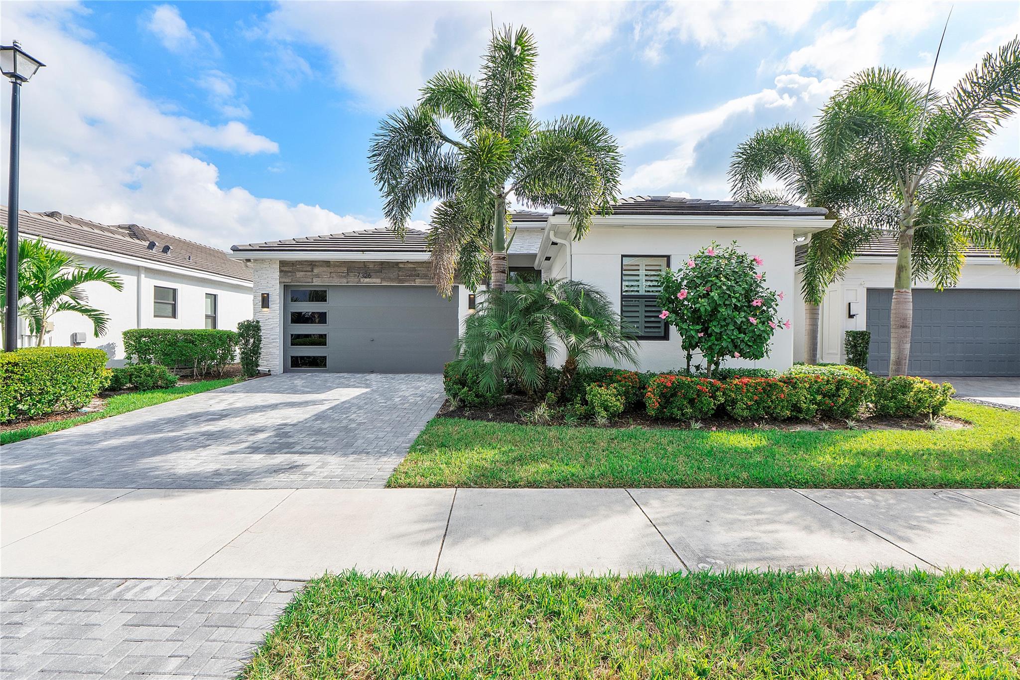 7326 Estero Dr