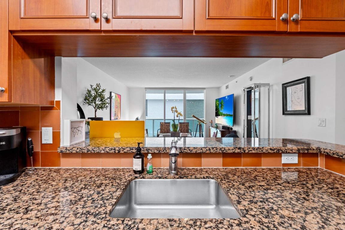 347 N New Riv #606 Fort Lauderdale, FL 33301