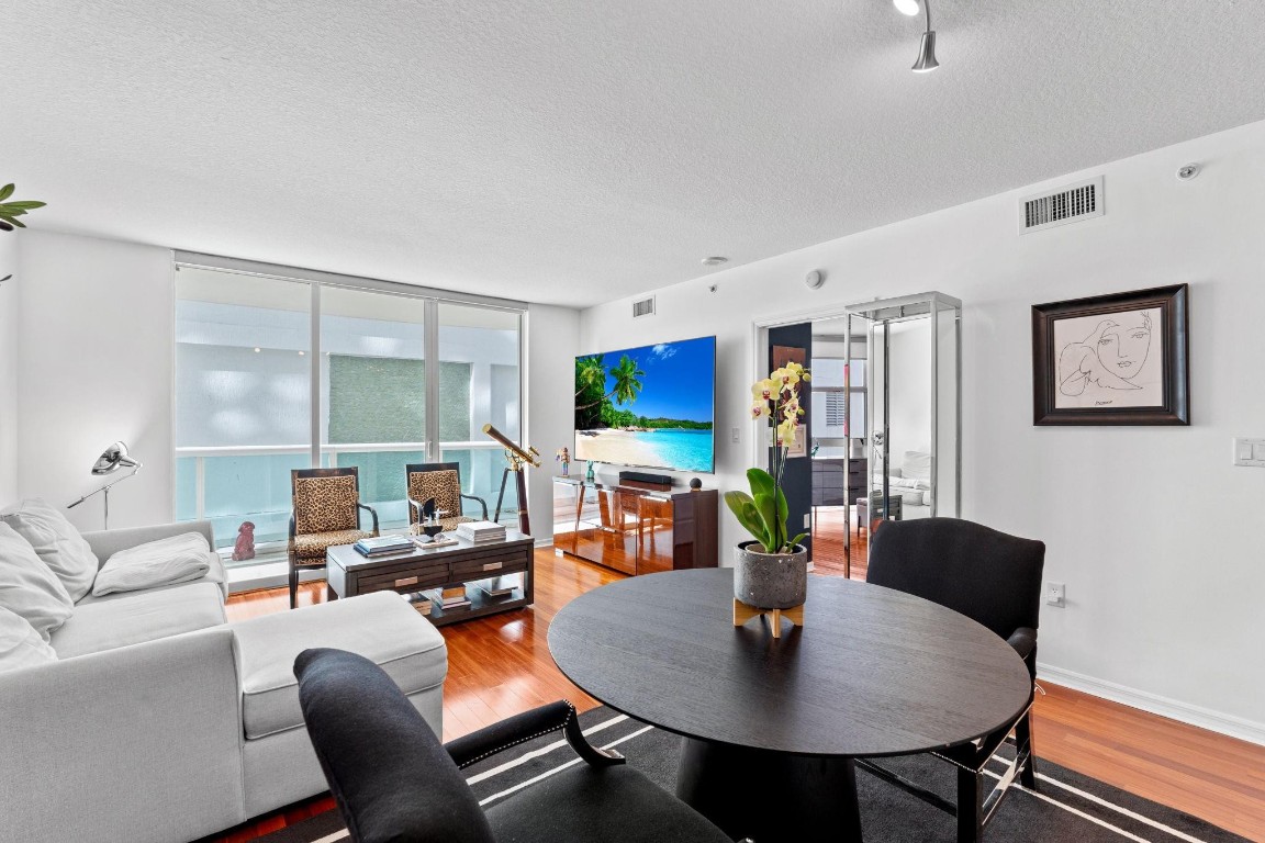 347 N New Riv #606 Fort Lauderdale, FL 33301